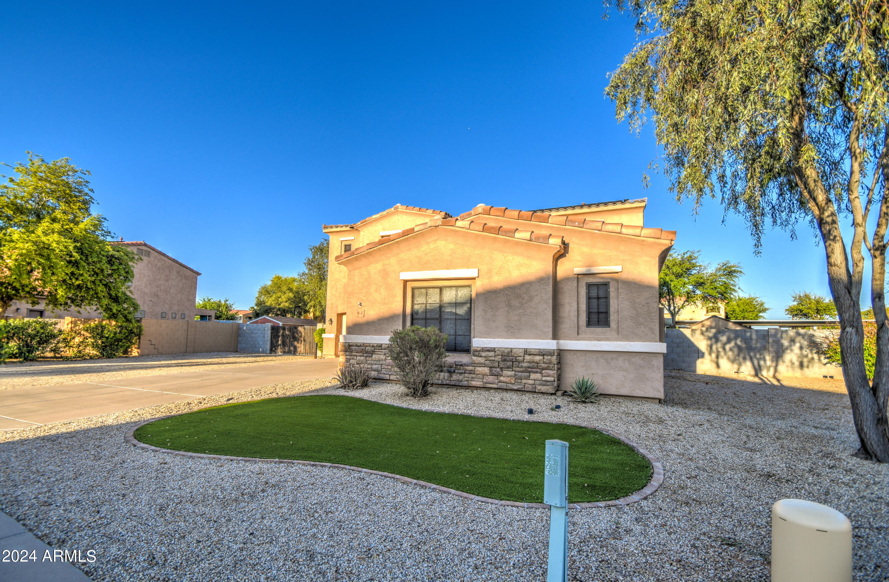84 N SOUTHFORK Drive