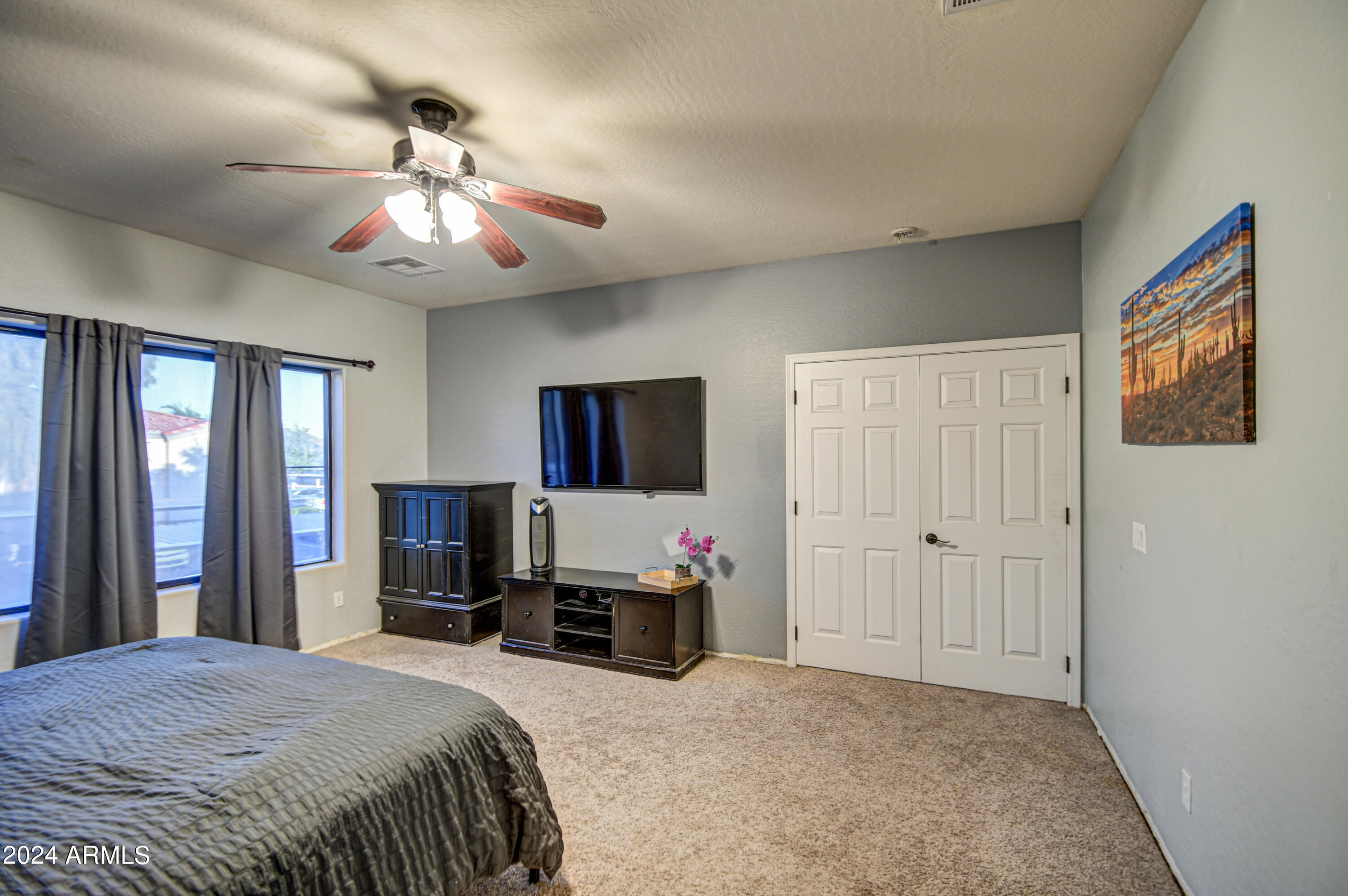 84 N SOUTHFORK Drive