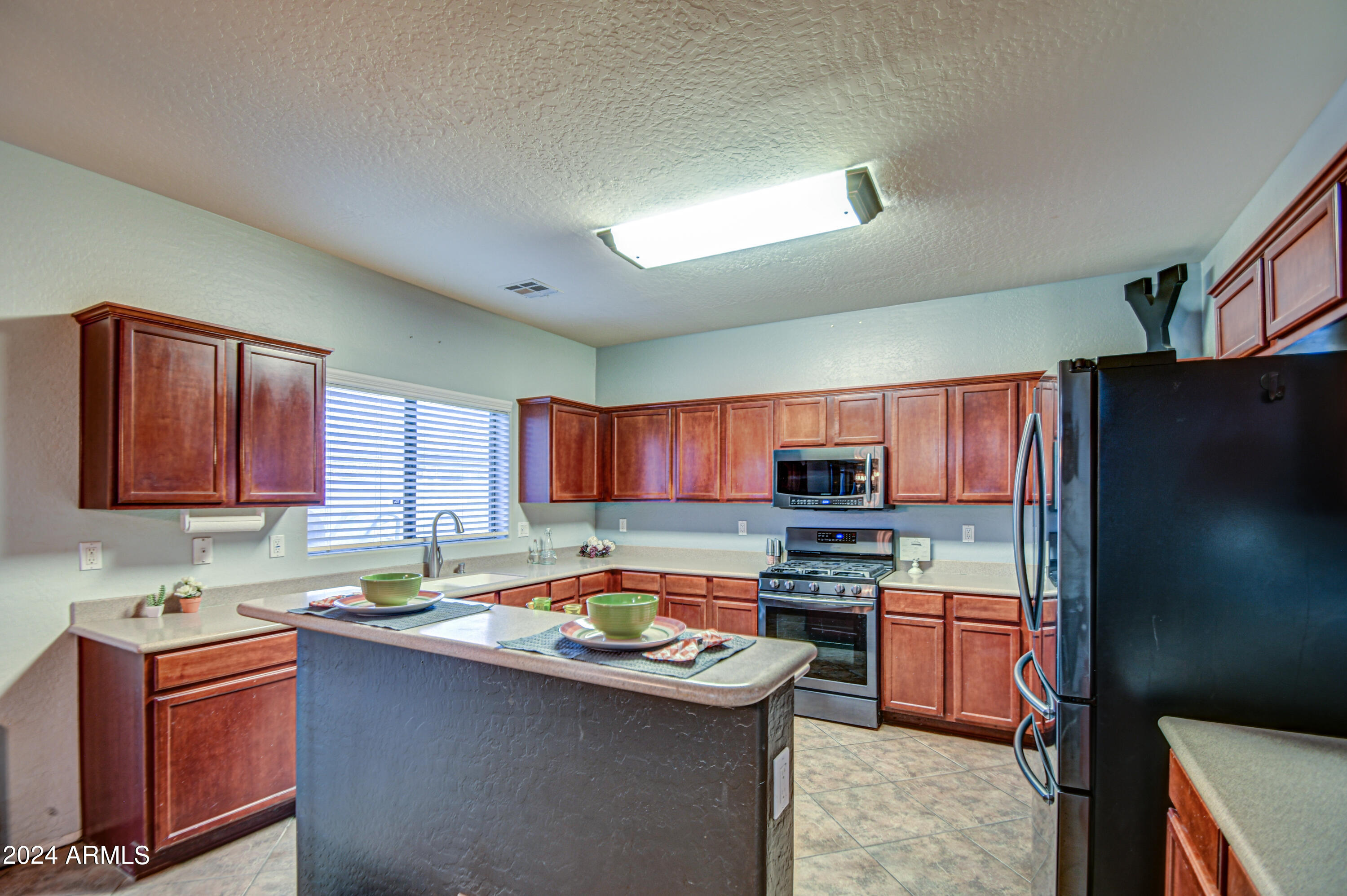 84 N SOUTHFORK Drive