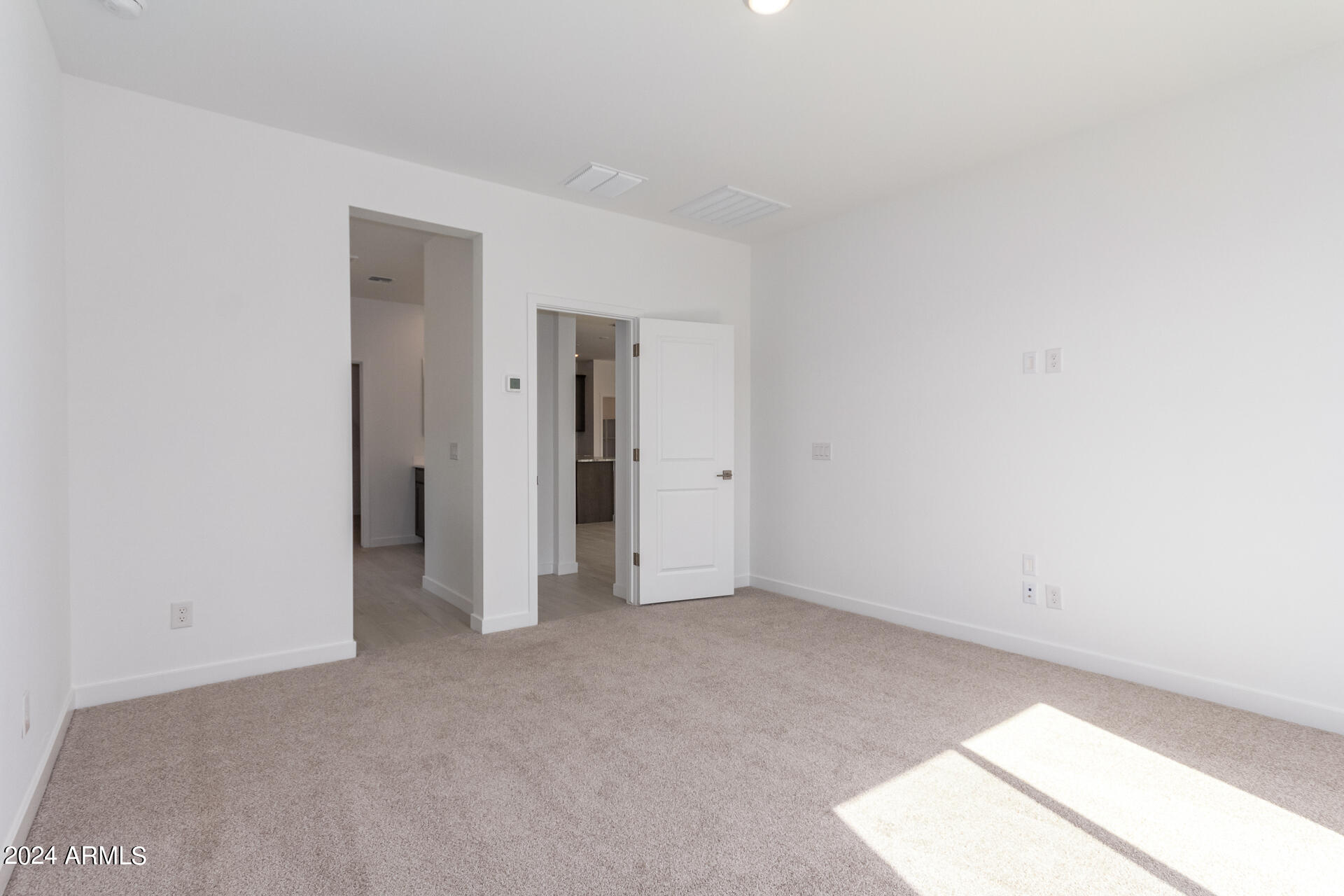 18197 W VOGEL Avenue