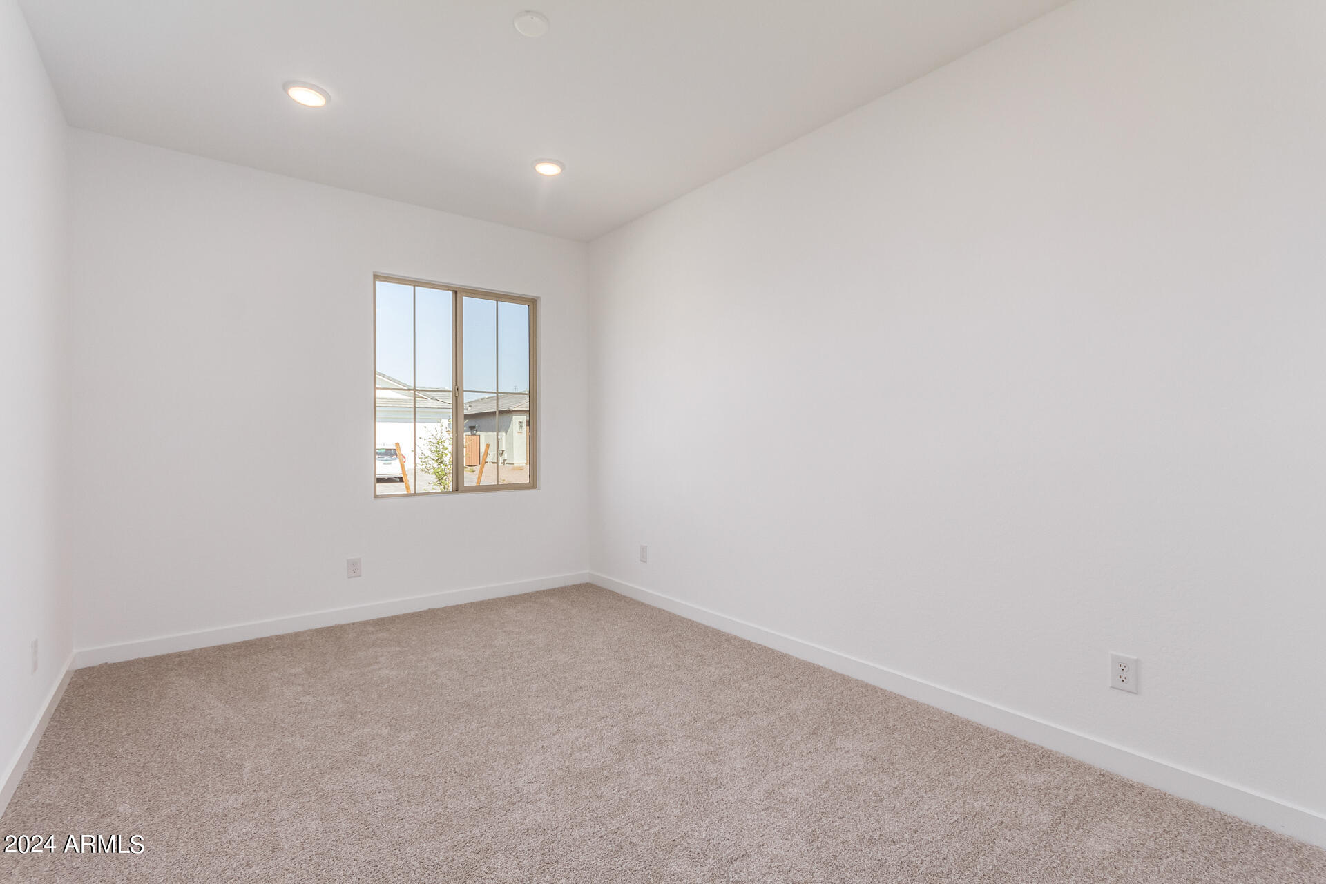 18197 W VOGEL Avenue