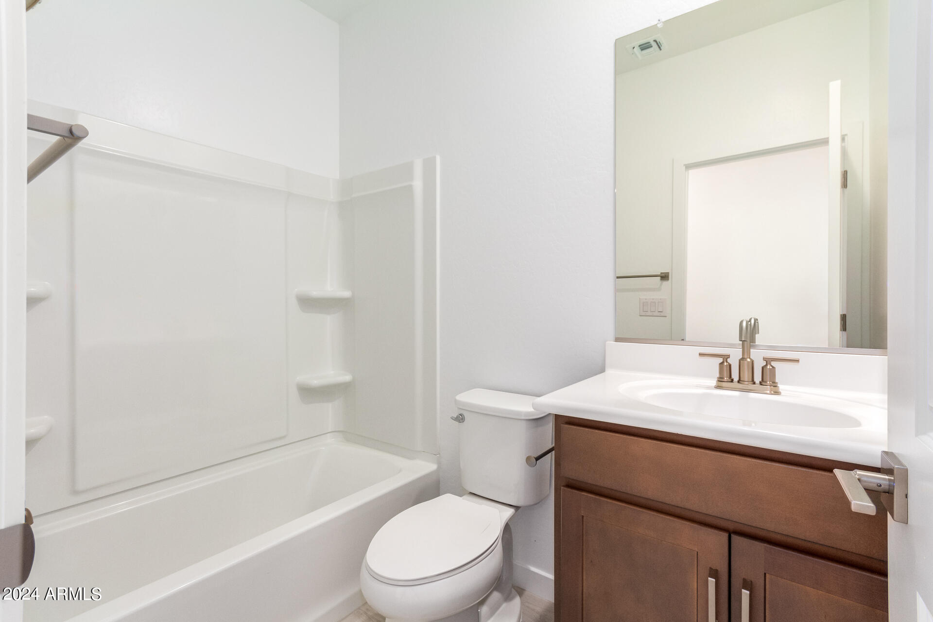 18197 W VOGEL Avenue