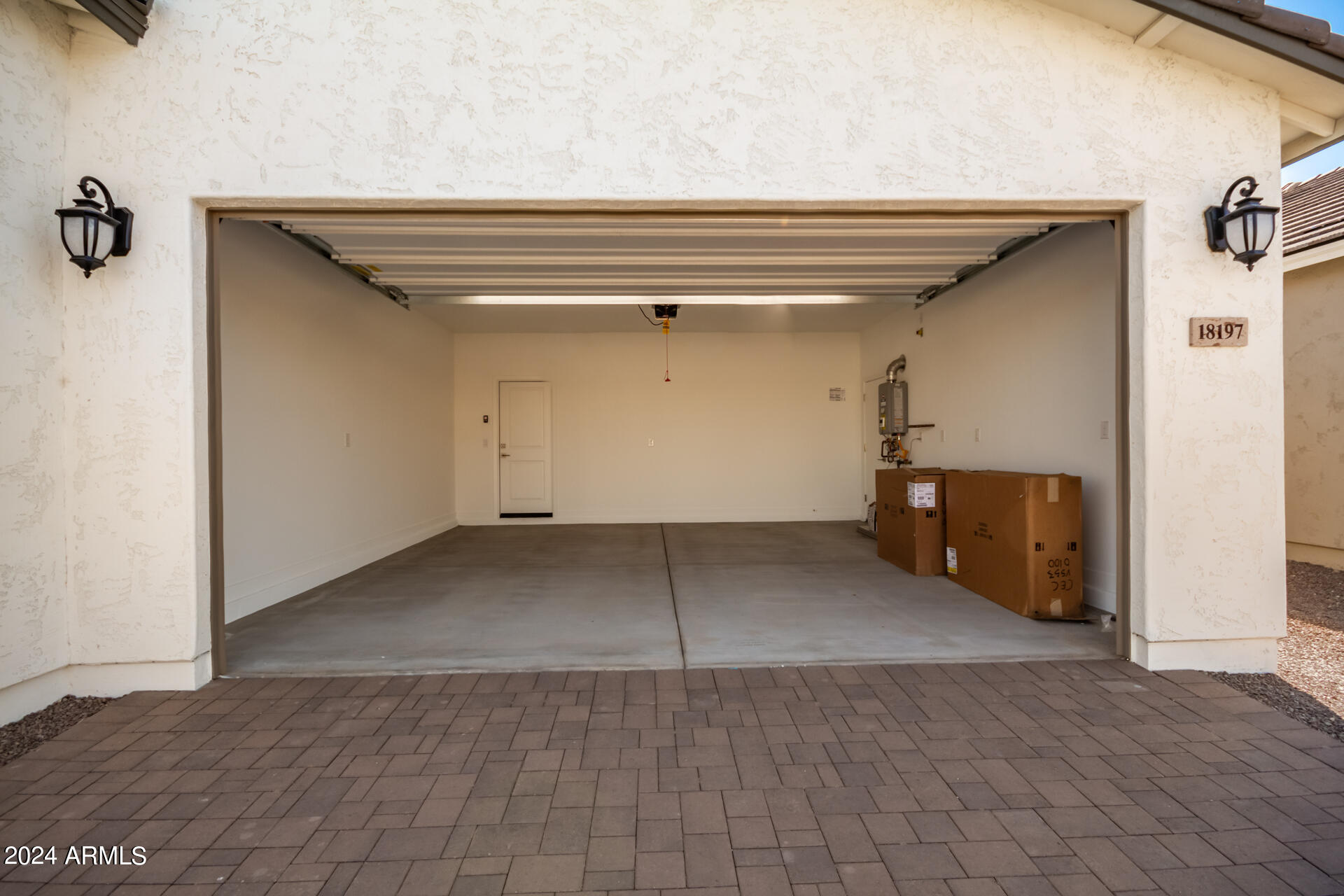 18197 W VOGEL Avenue