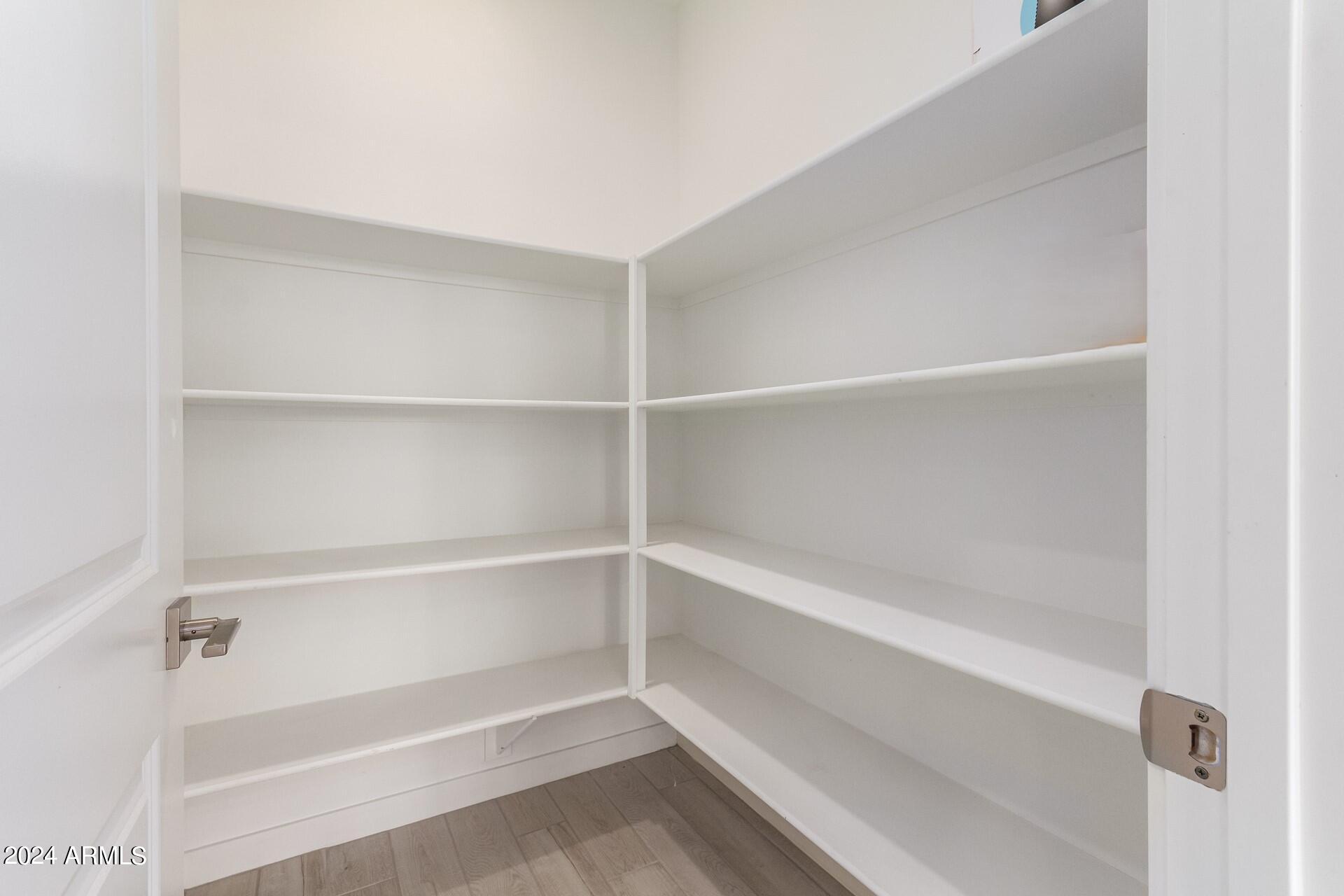 18197 W VOGEL Avenue