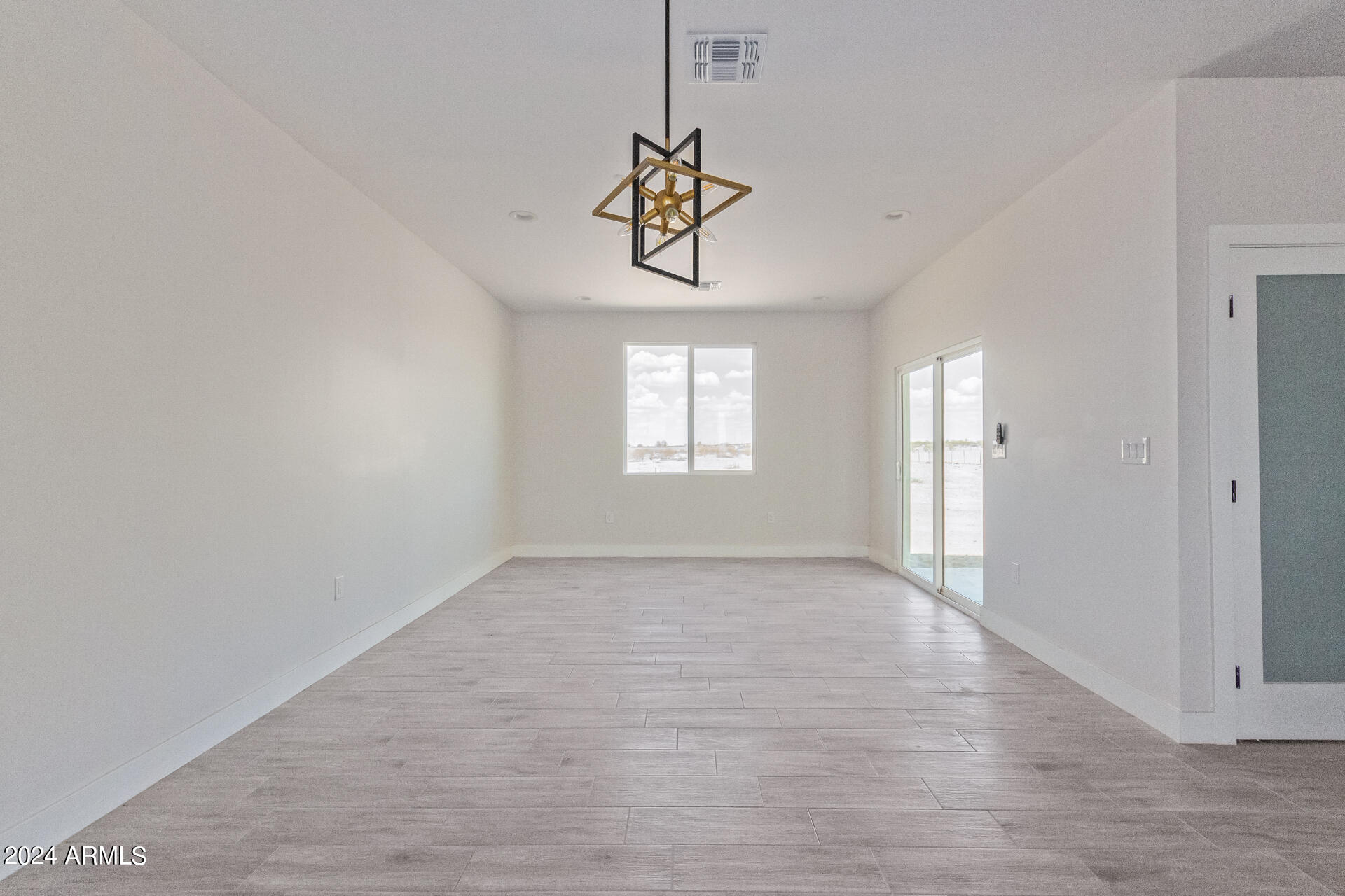 34454 W DOBBINS Road