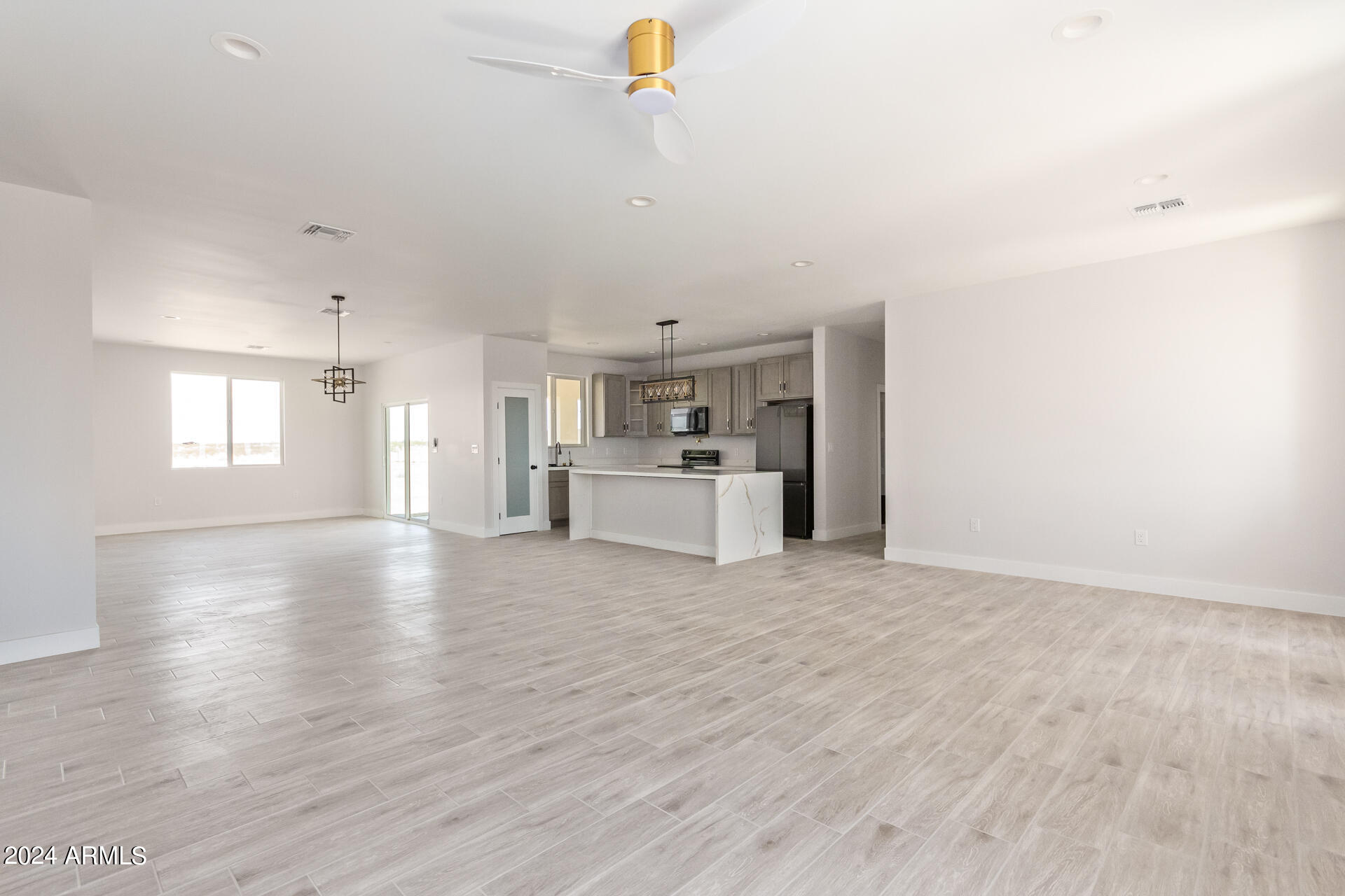 34454 W DOBBINS Road