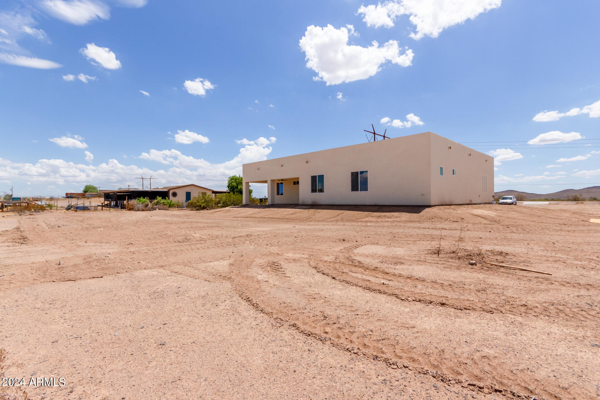 34454 W DOBBINS Road