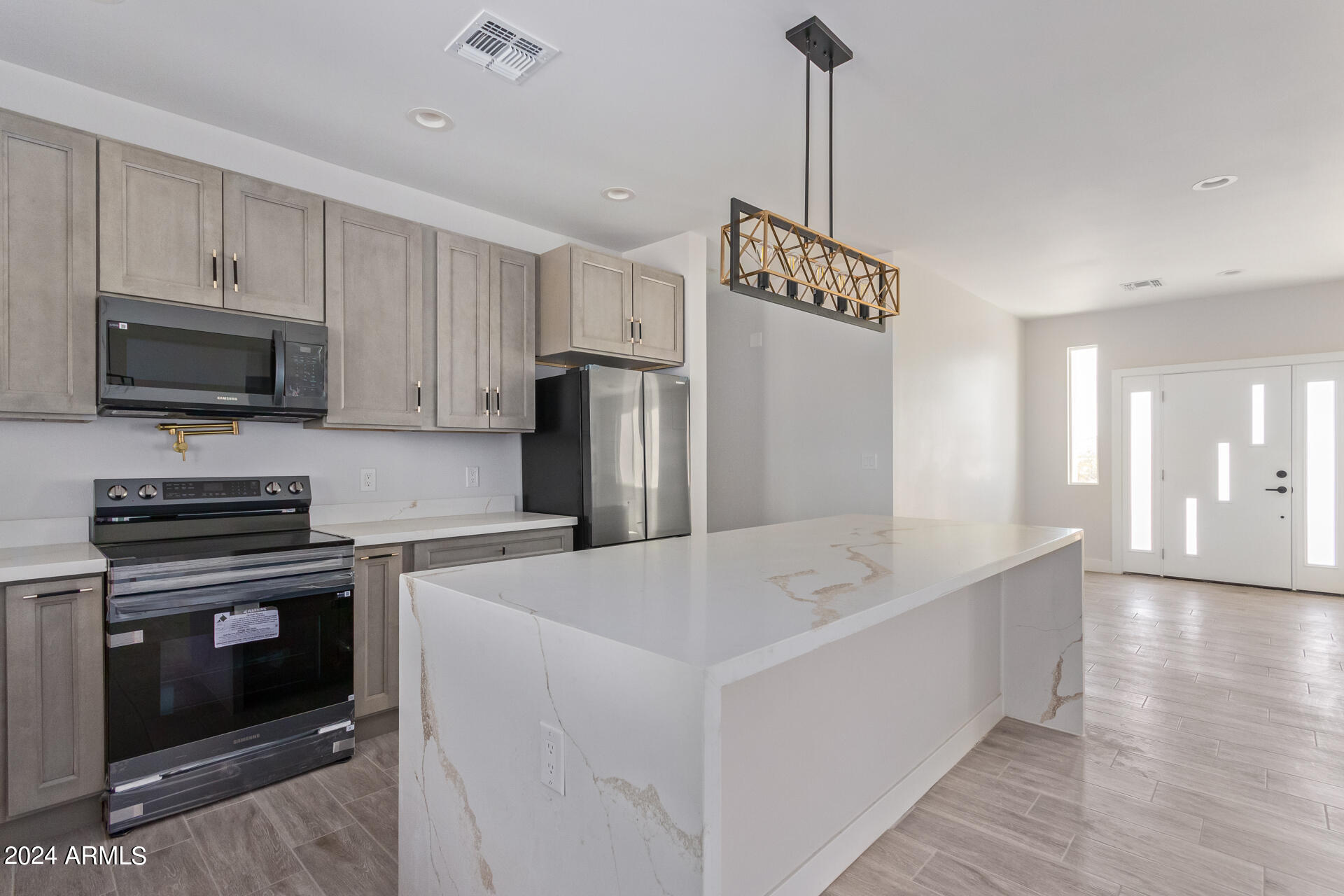 34454 W DOBBINS Road