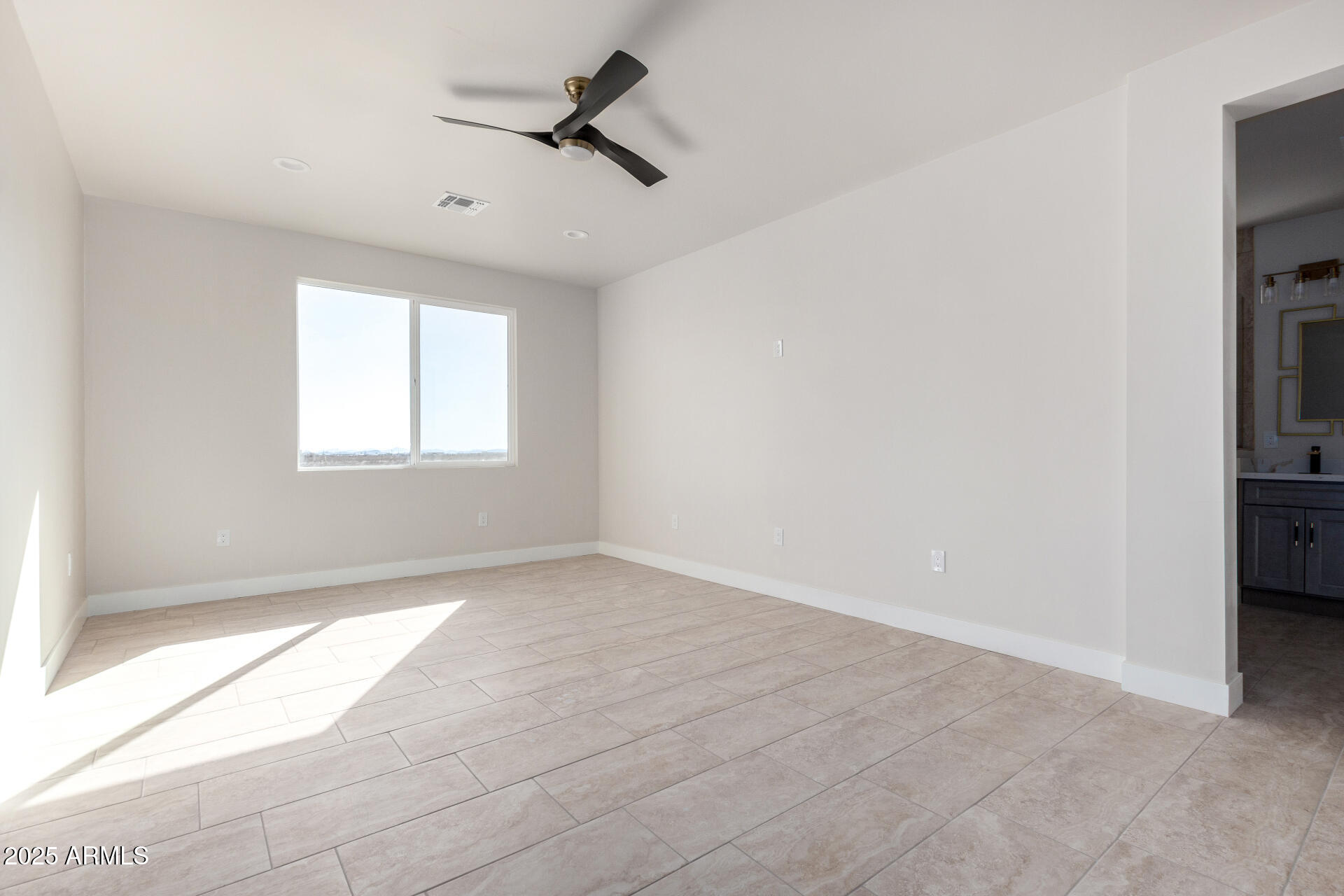 37667 W VERMONT Avenue