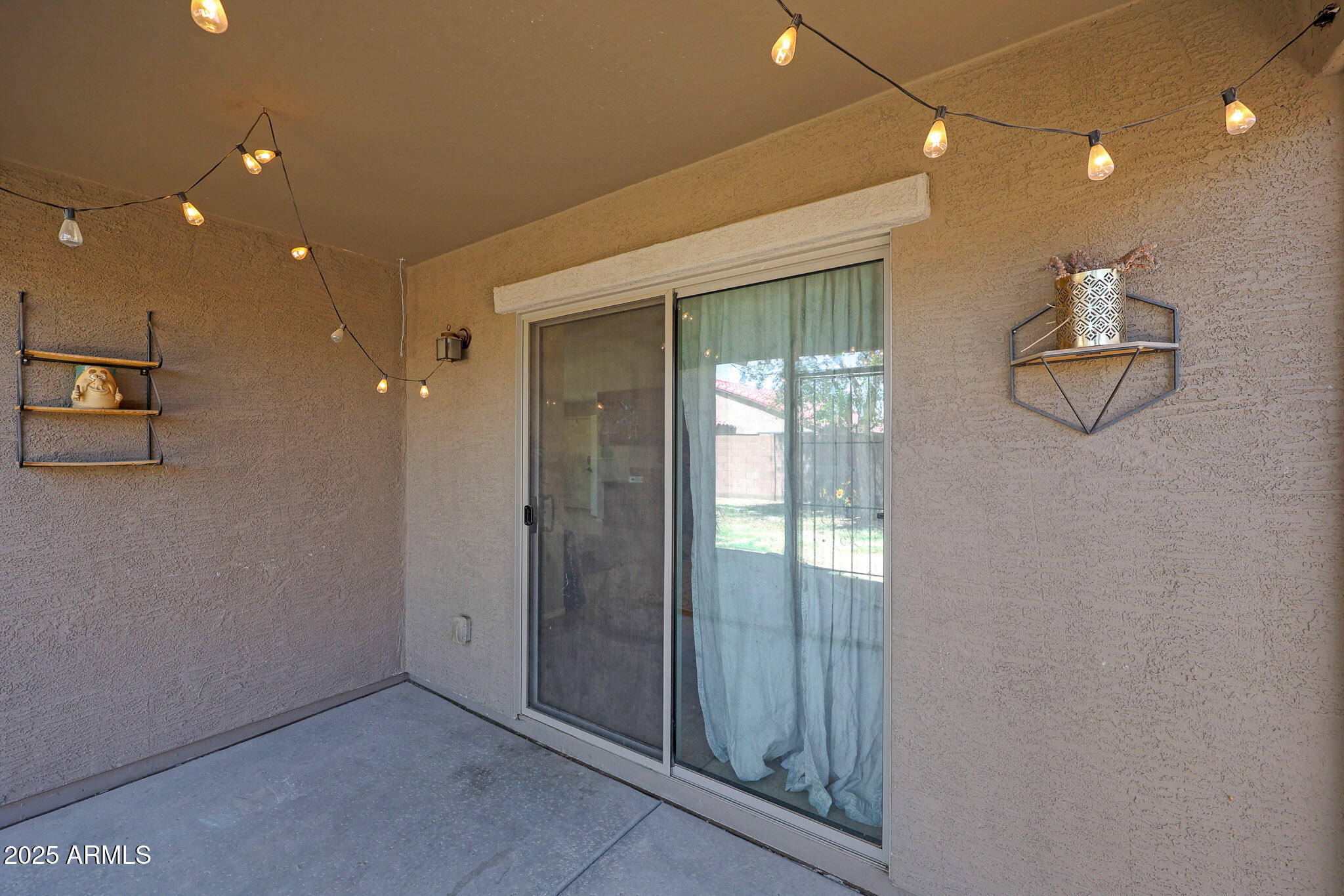 18590 W VOGEL Avenue