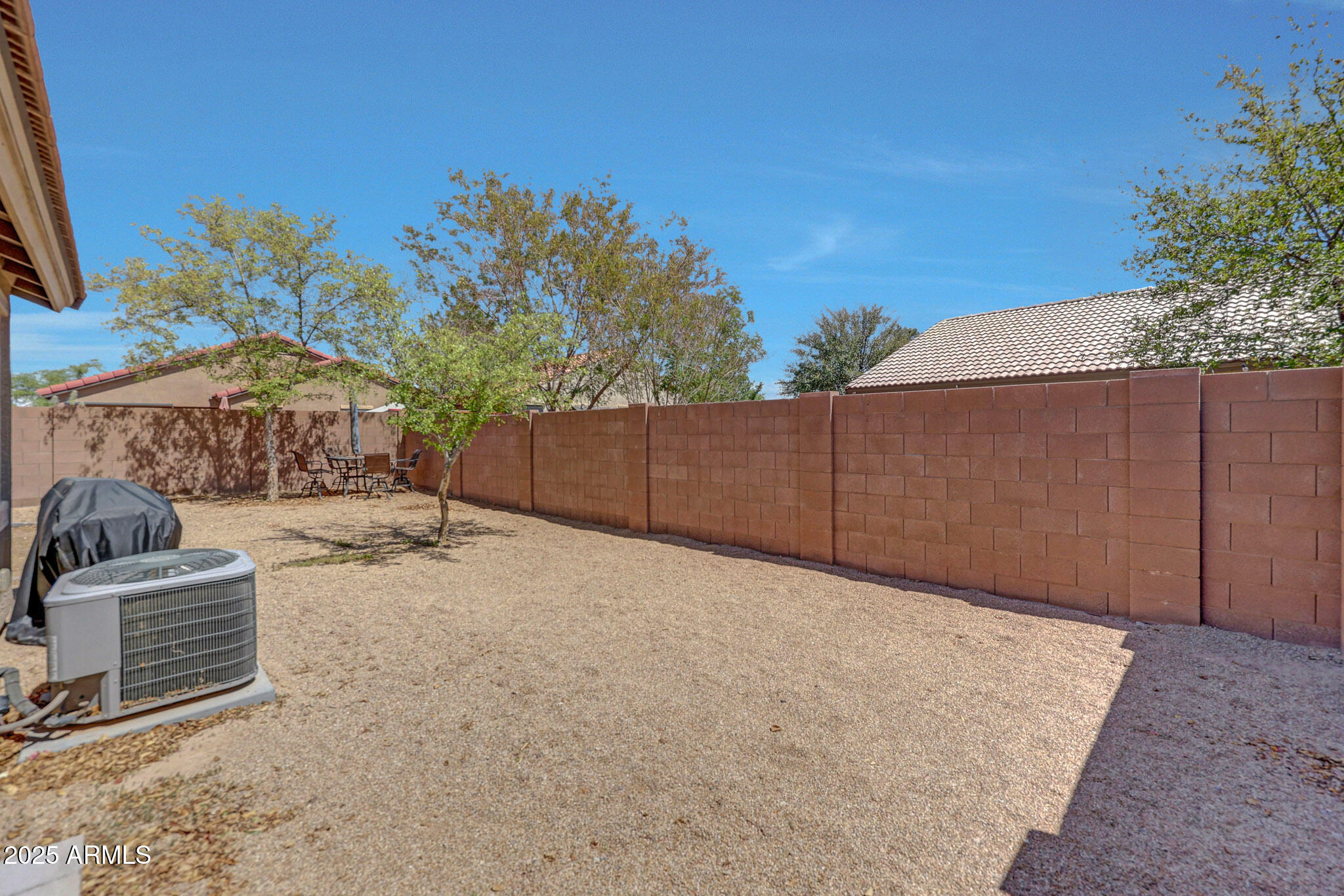 18590 W VOGEL Avenue