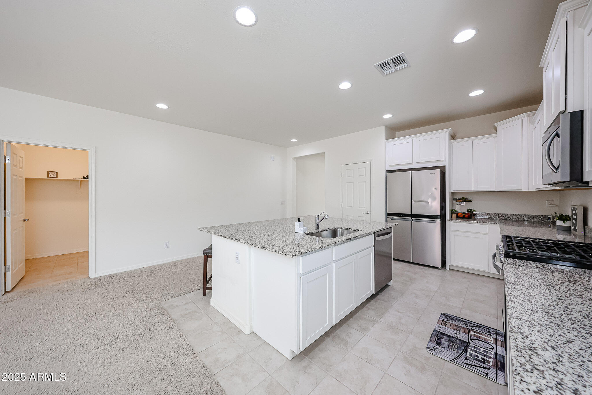 19798 W PINCHOT Drive