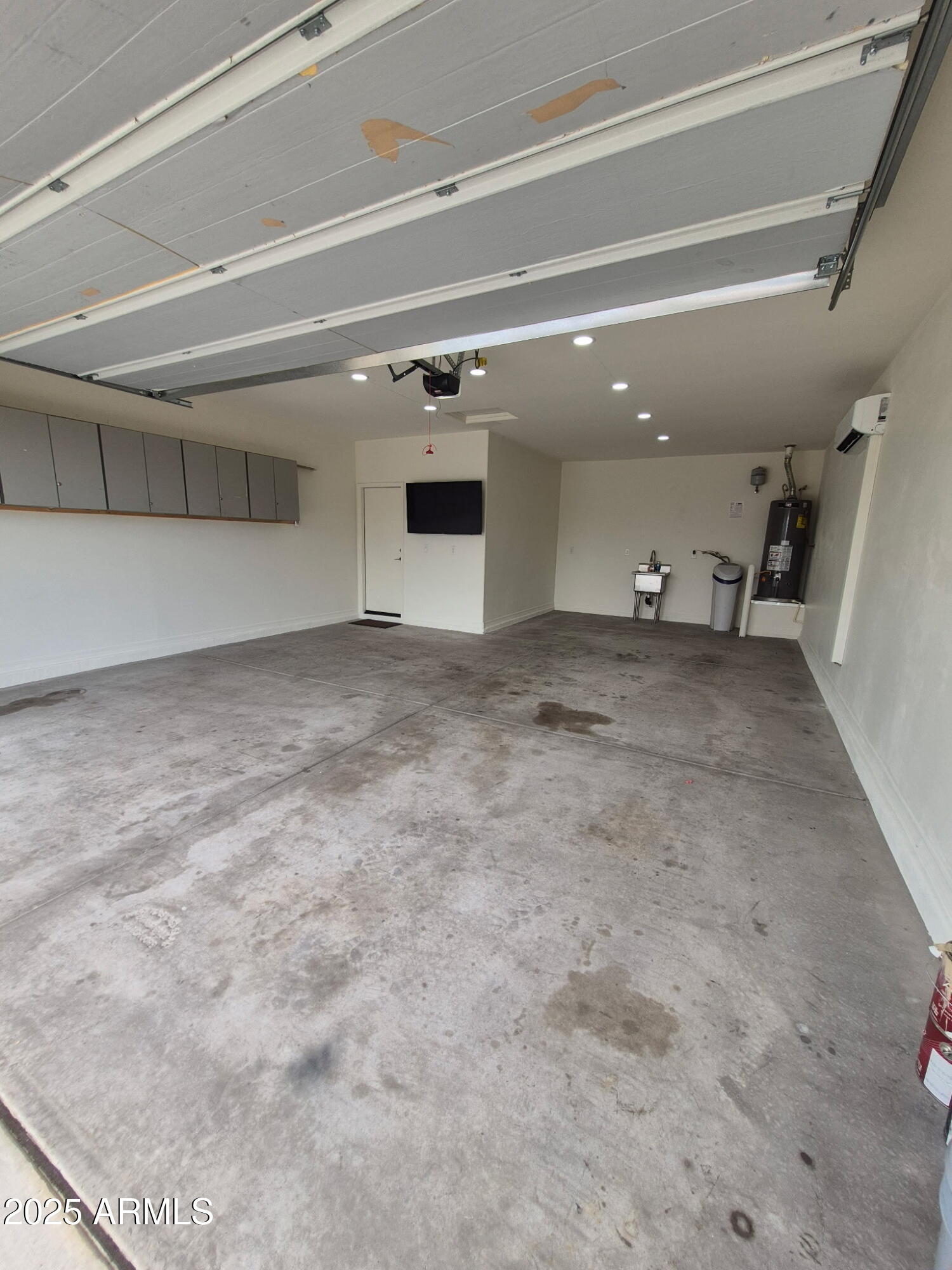 19798 W PINCHOT Drive