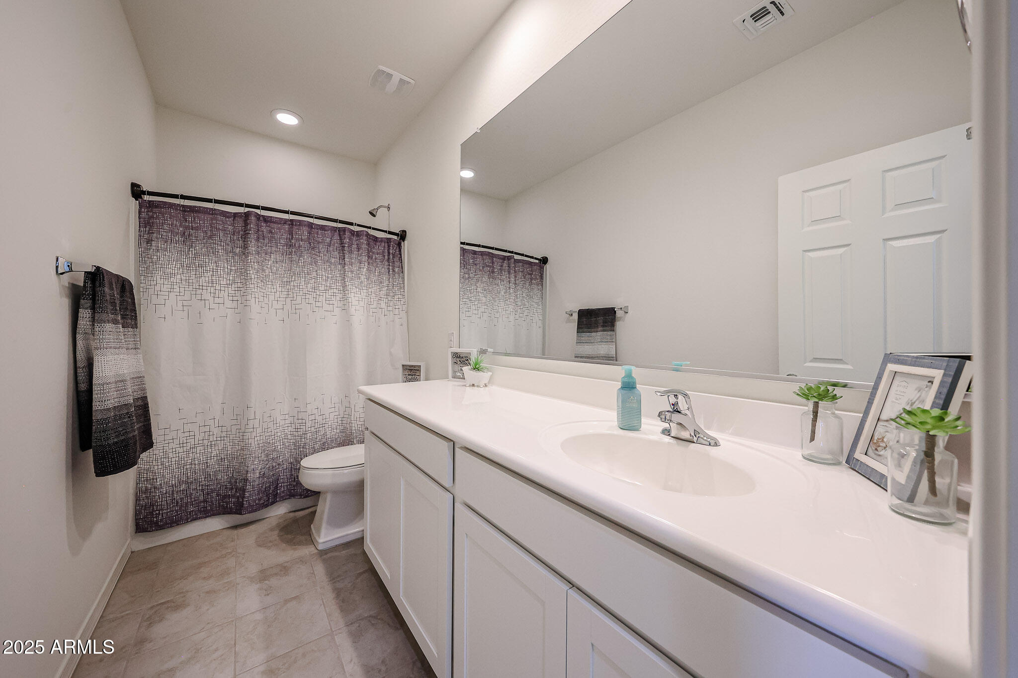 19798 W PINCHOT Drive