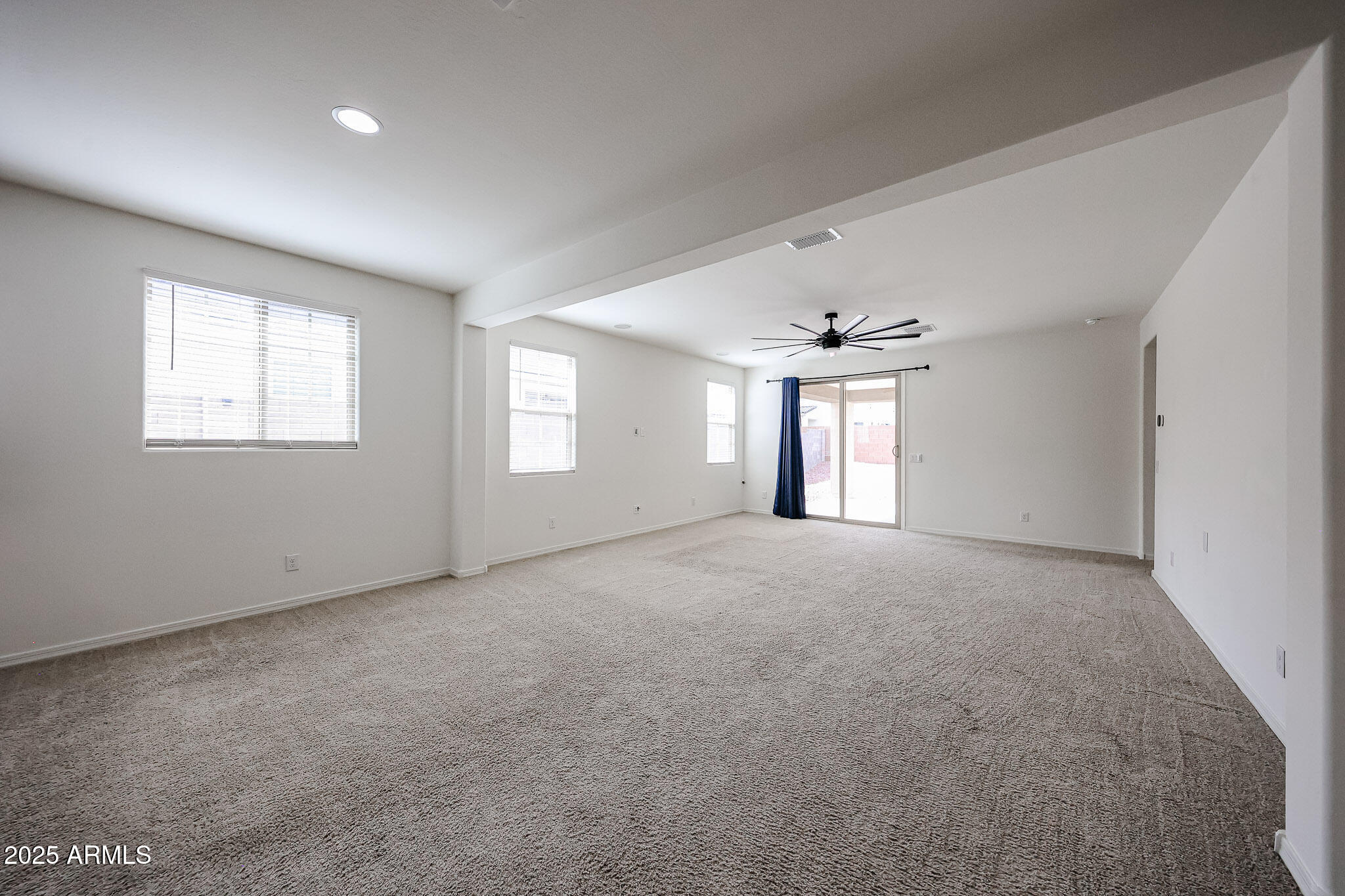 19798 W PINCHOT Drive