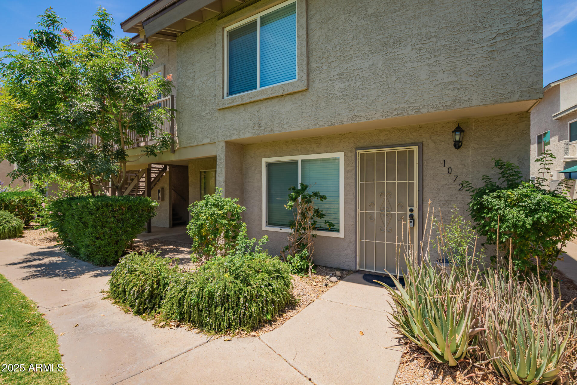 19601 N 7TH Street N, 1072