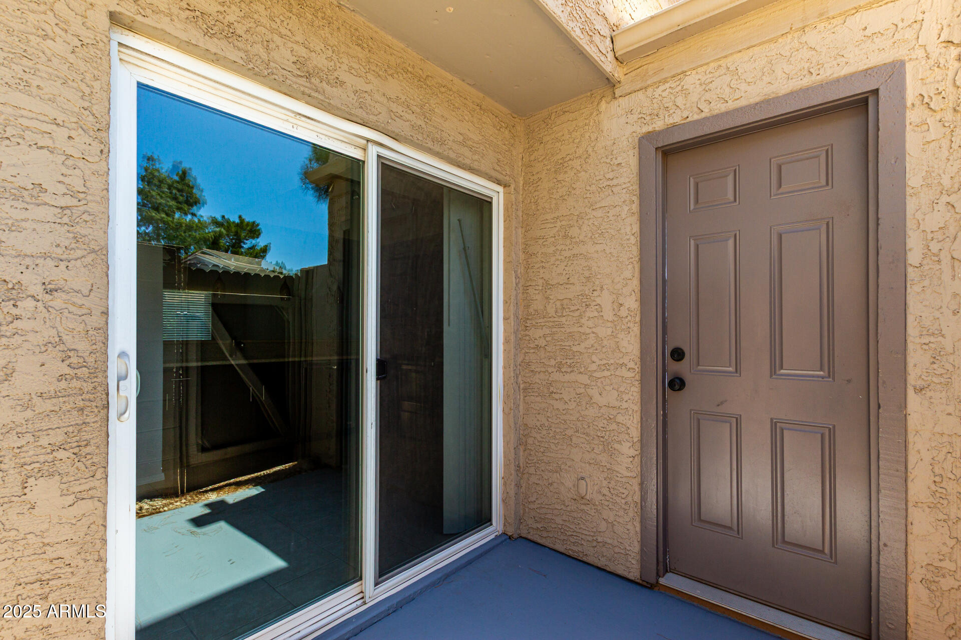 19601 N 7TH Street N, 1072