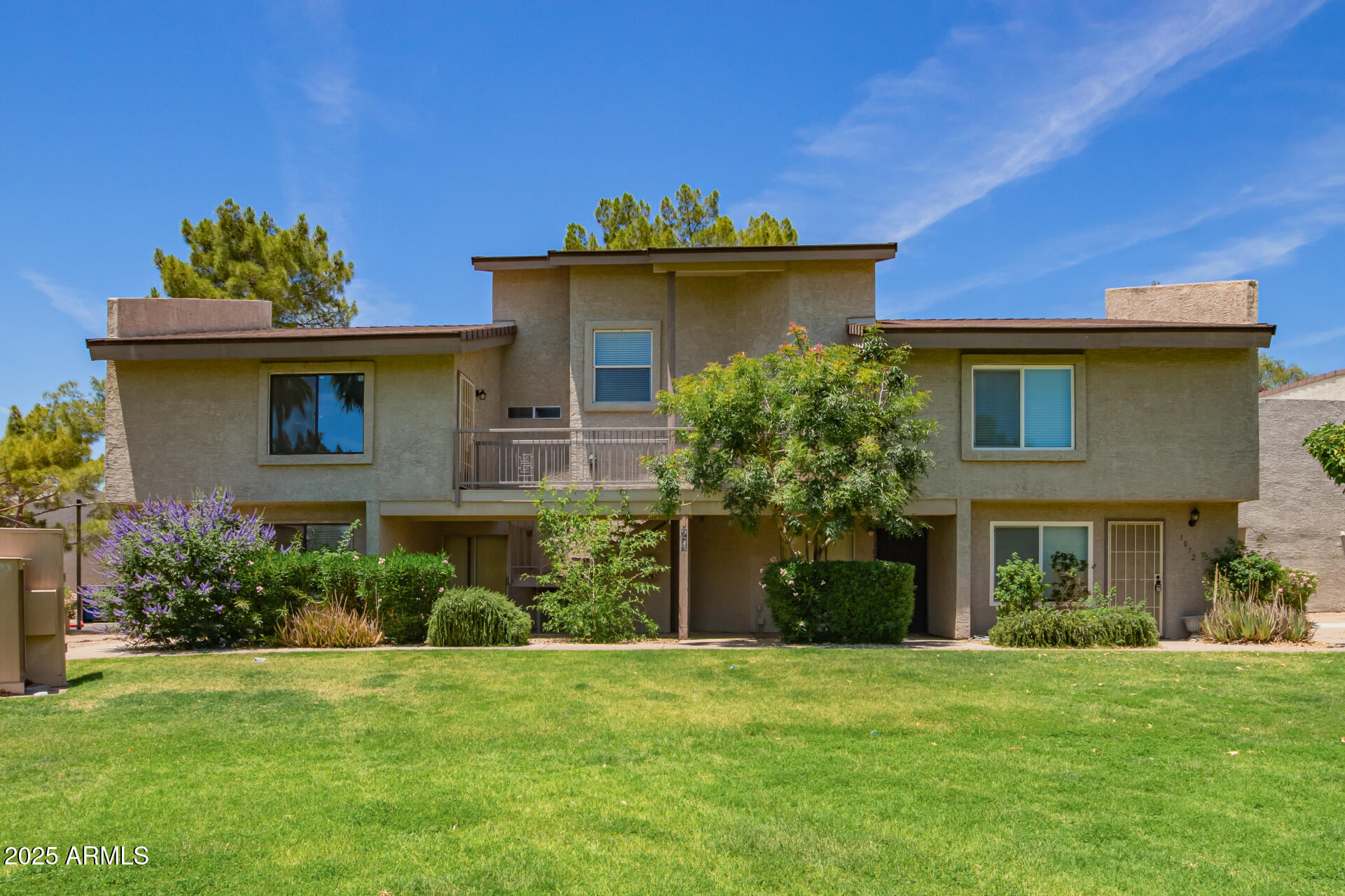 19601 N 7TH Street N, 1072