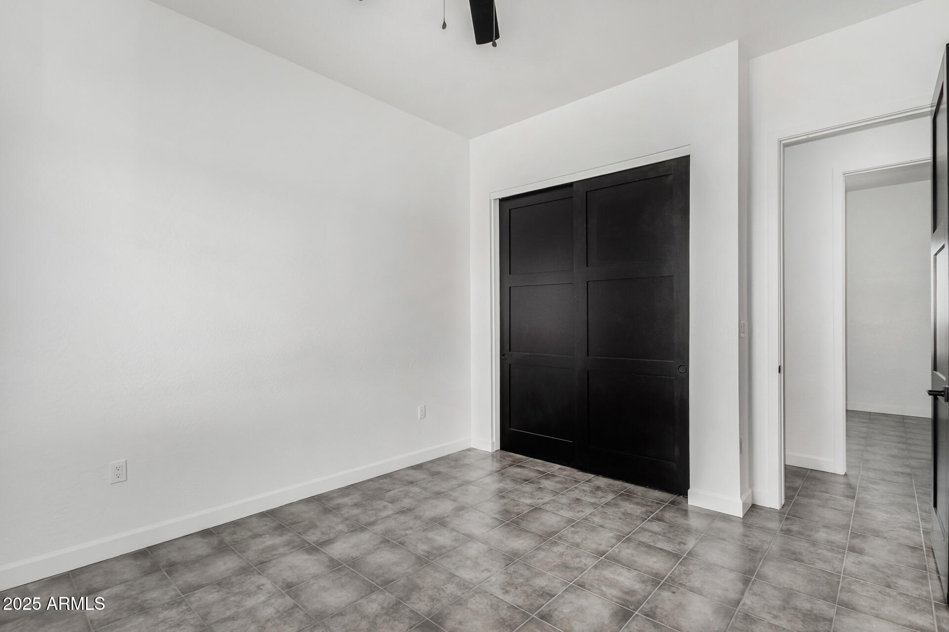 37459 W MISSOURI Avenue