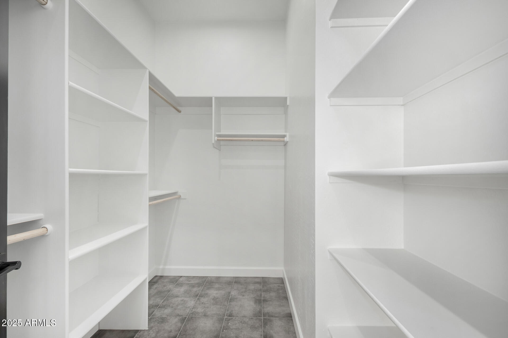 37459 W MISSOURI Avenue