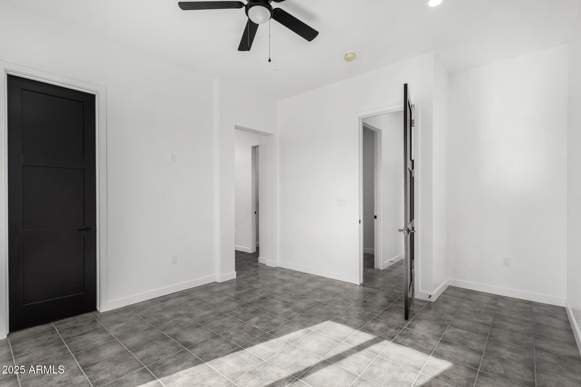 37459 W MISSOURI Avenue