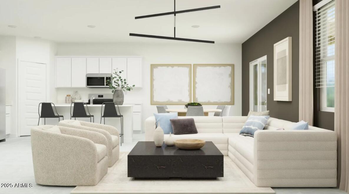 9521 W PINCHOT Avenue