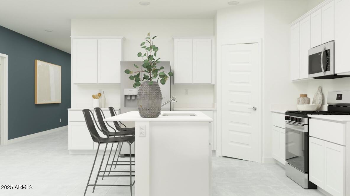 9521 W PINCHOT Avenue