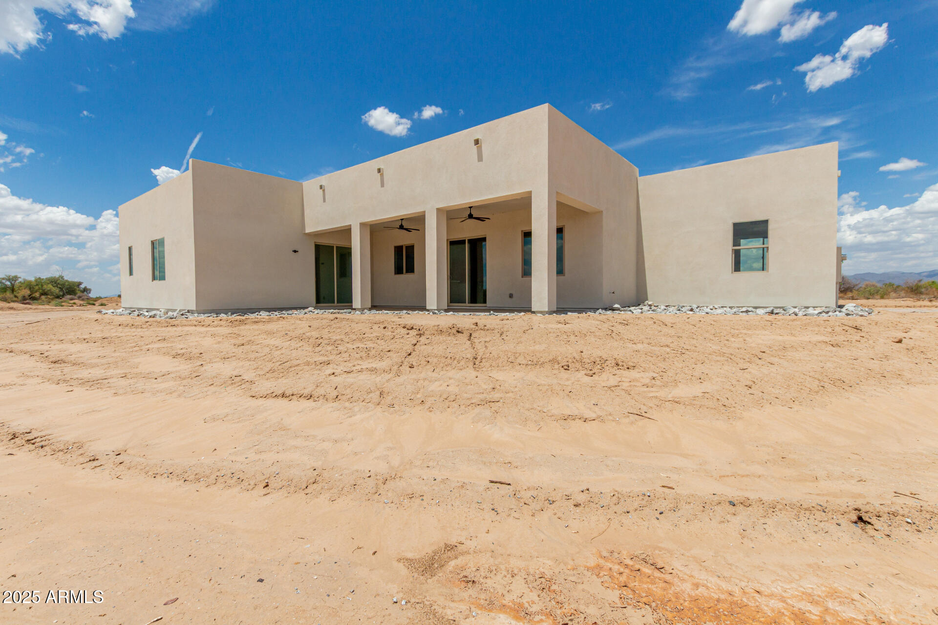 24825 W WESTERN STAR Boulevard