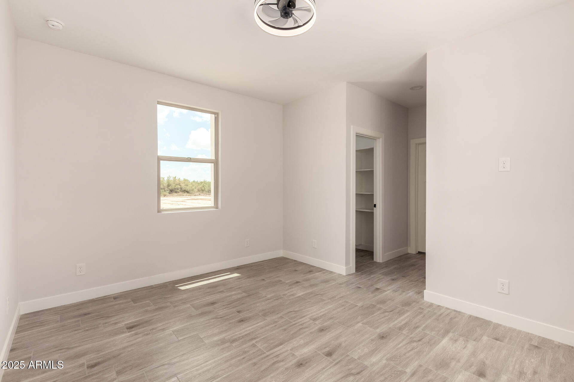 24825 W WESTERN STAR Boulevard