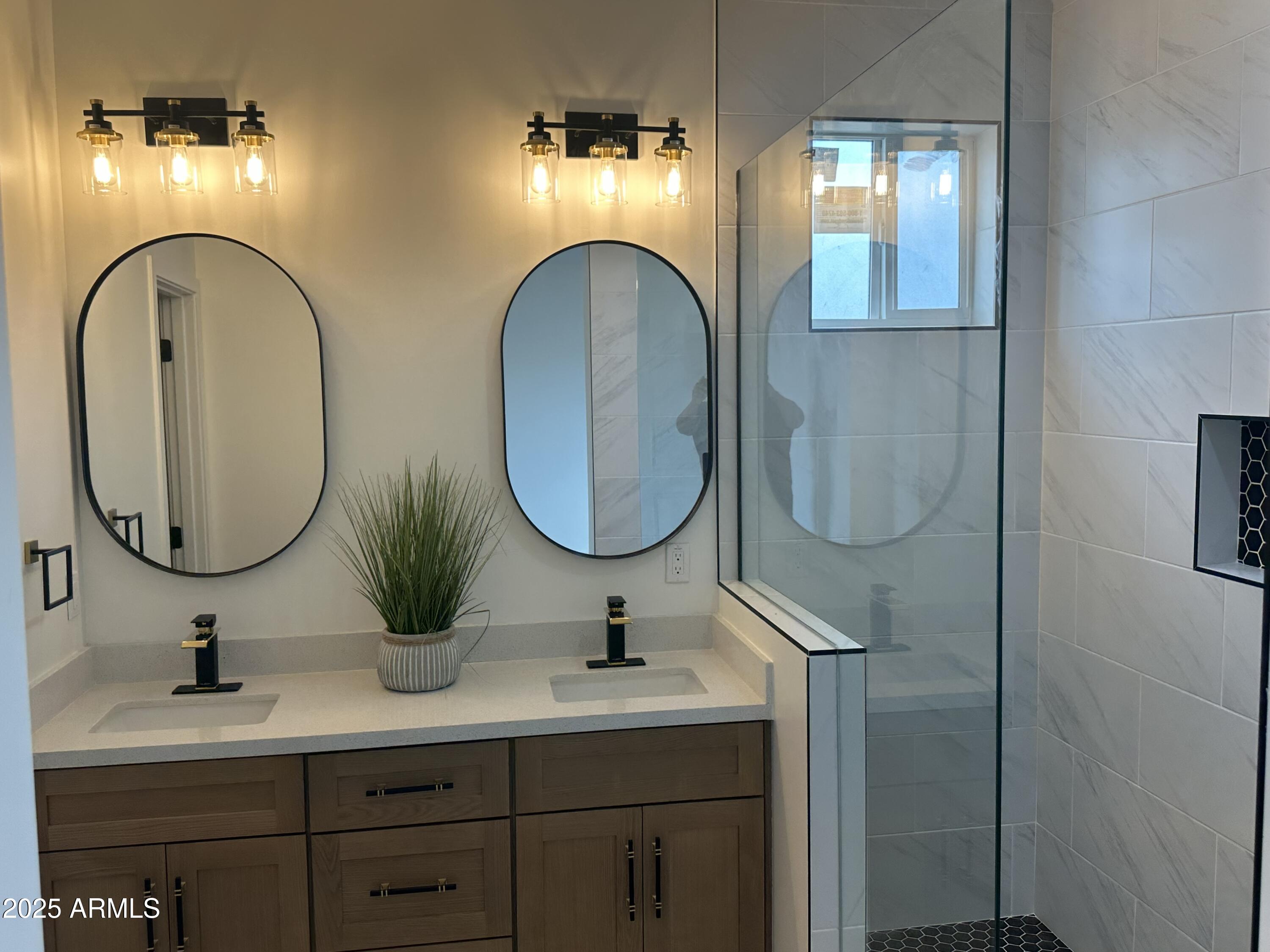 37164 W Encinas Lane