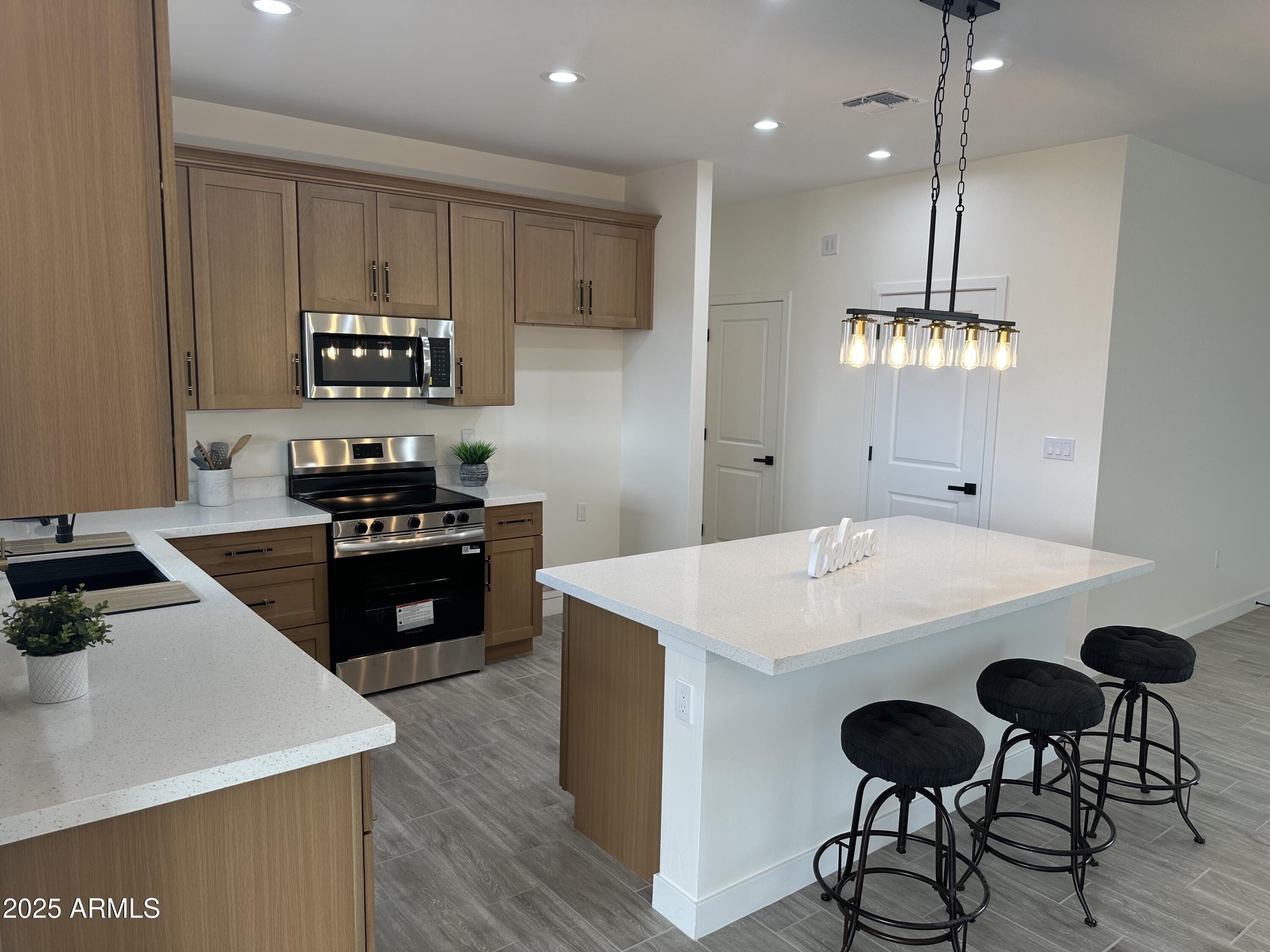 37164 W Encinas Lane