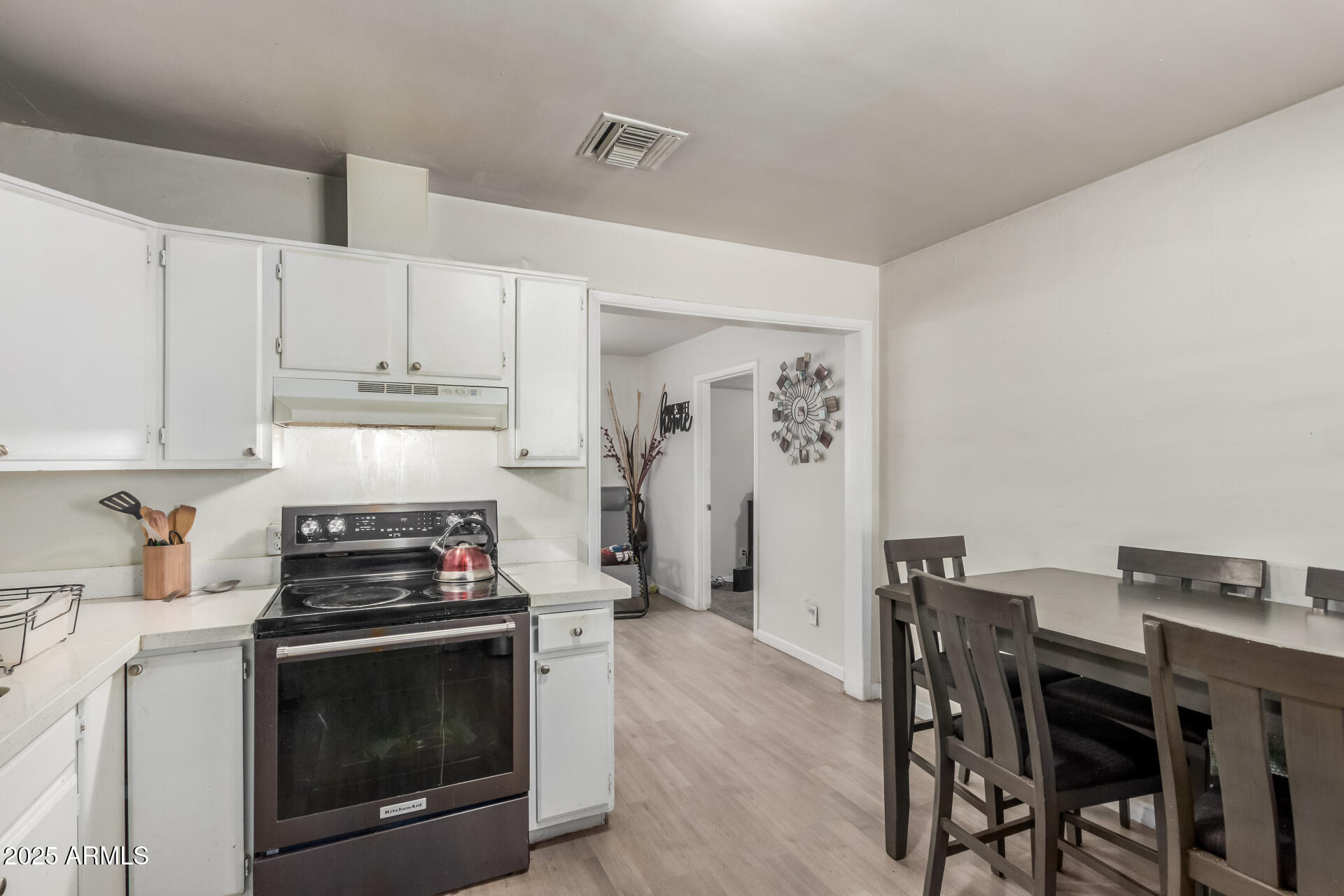 2752 W ROYAL PALM Road