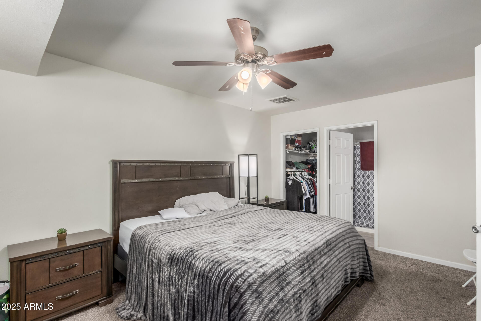 2752 W ROYAL PALM Road