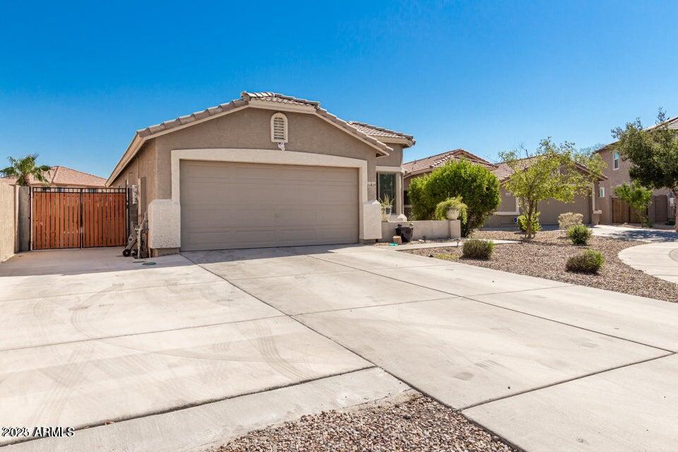 24819 W WAYLAND Drive
