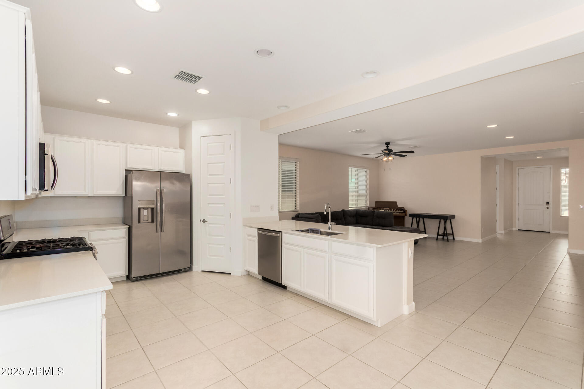 12324 W WAGON WHEEL Drive