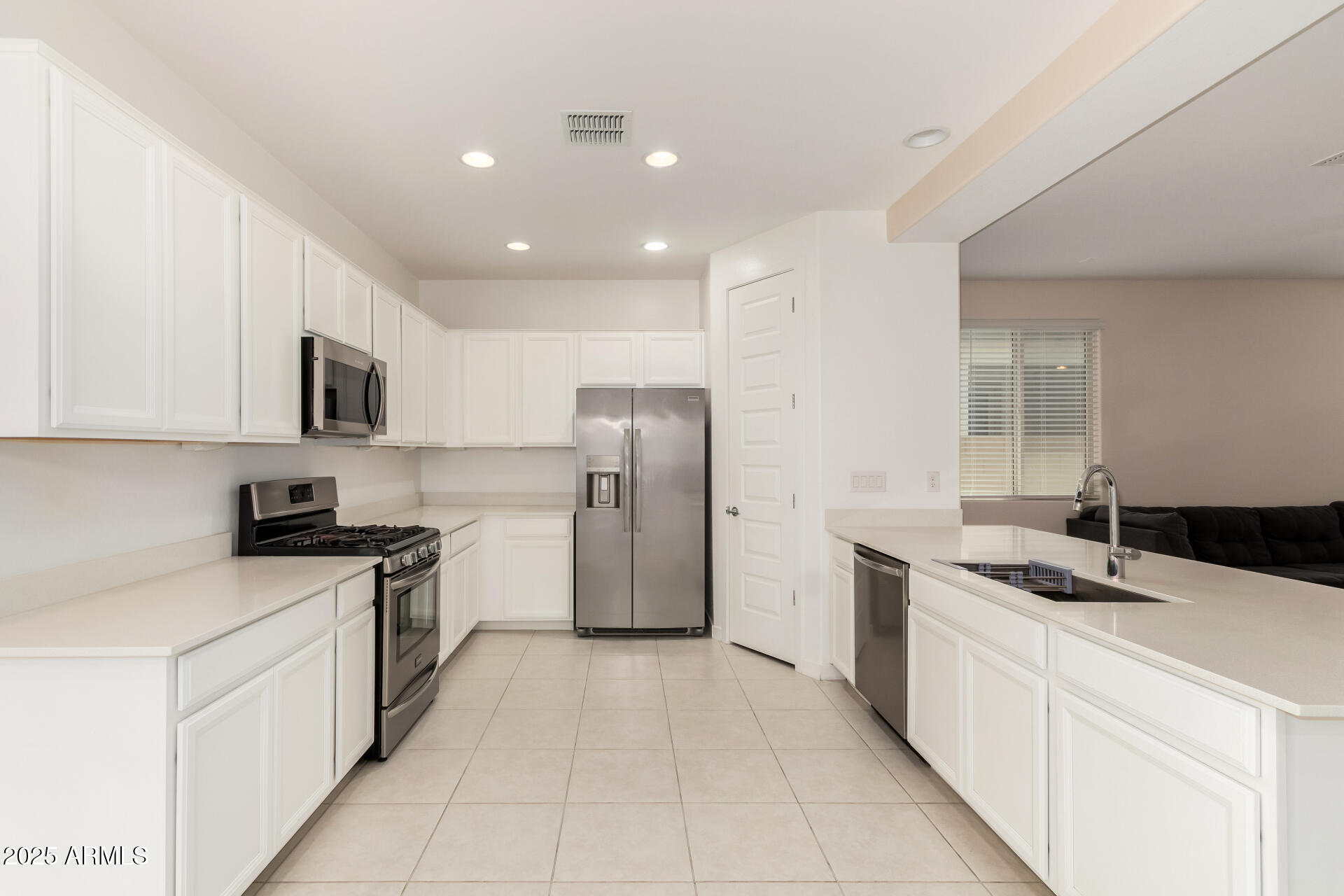 12324 W WAGON WHEEL Drive