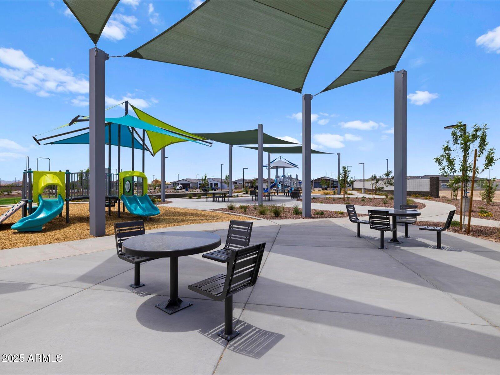 24648 W CHAMBERS Street