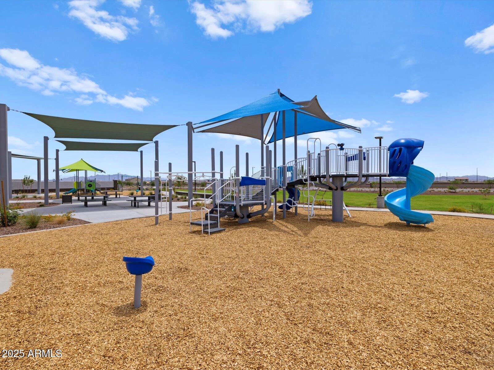 24648 W CHAMBERS Street