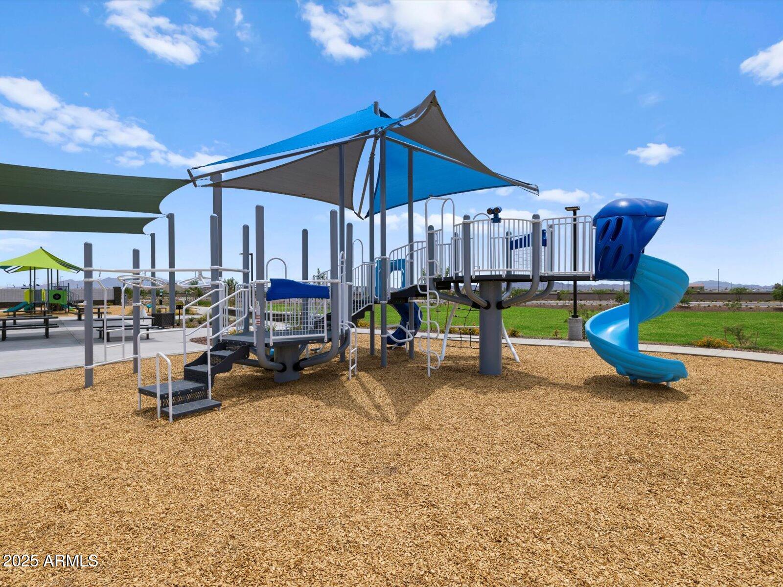 24648 W CHAMBERS Street