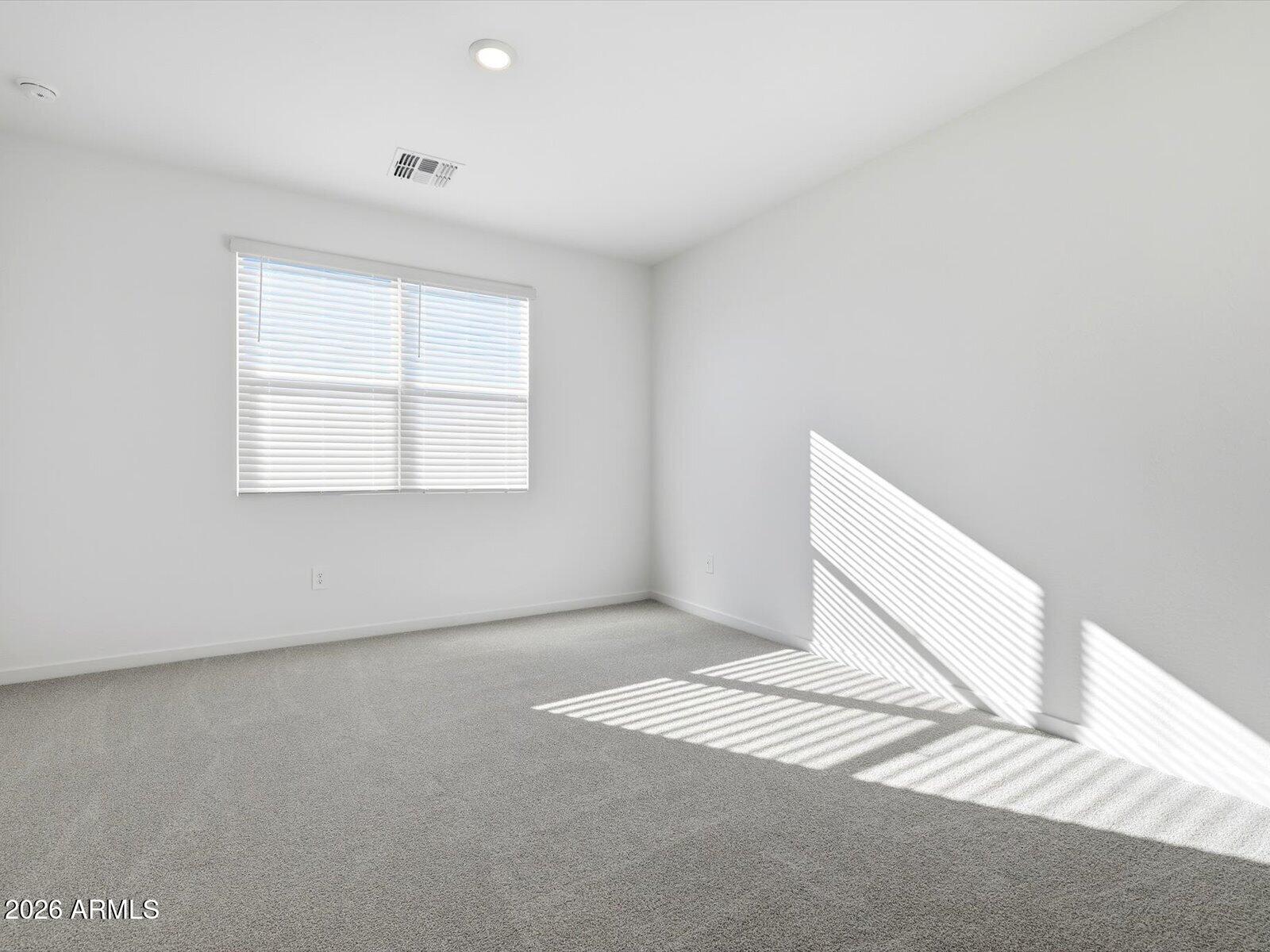 24590 W CHAMBERS Street