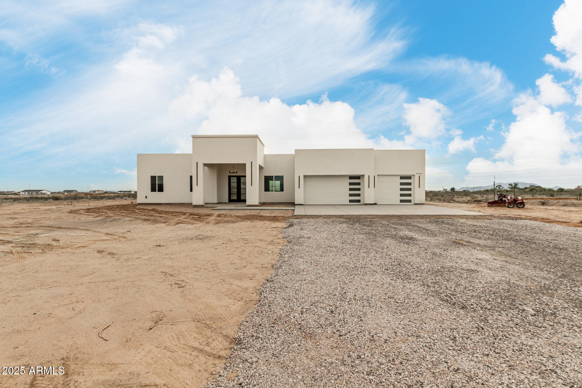 37911 W RANCHO Drive