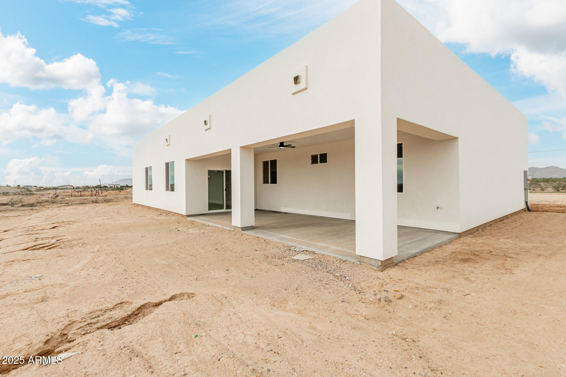 37911 W RANCHO Drive