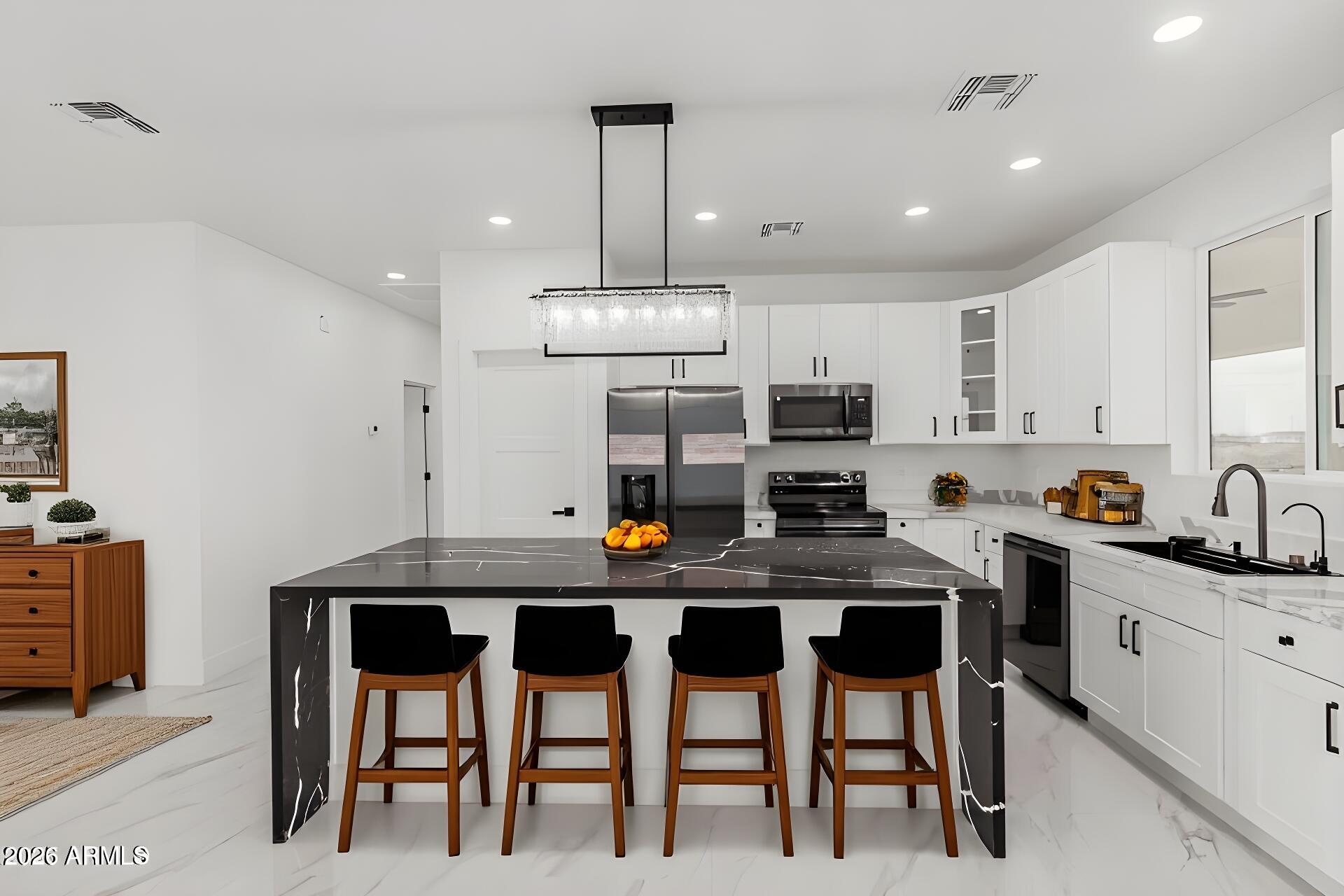 37911 W RANCHO Drive