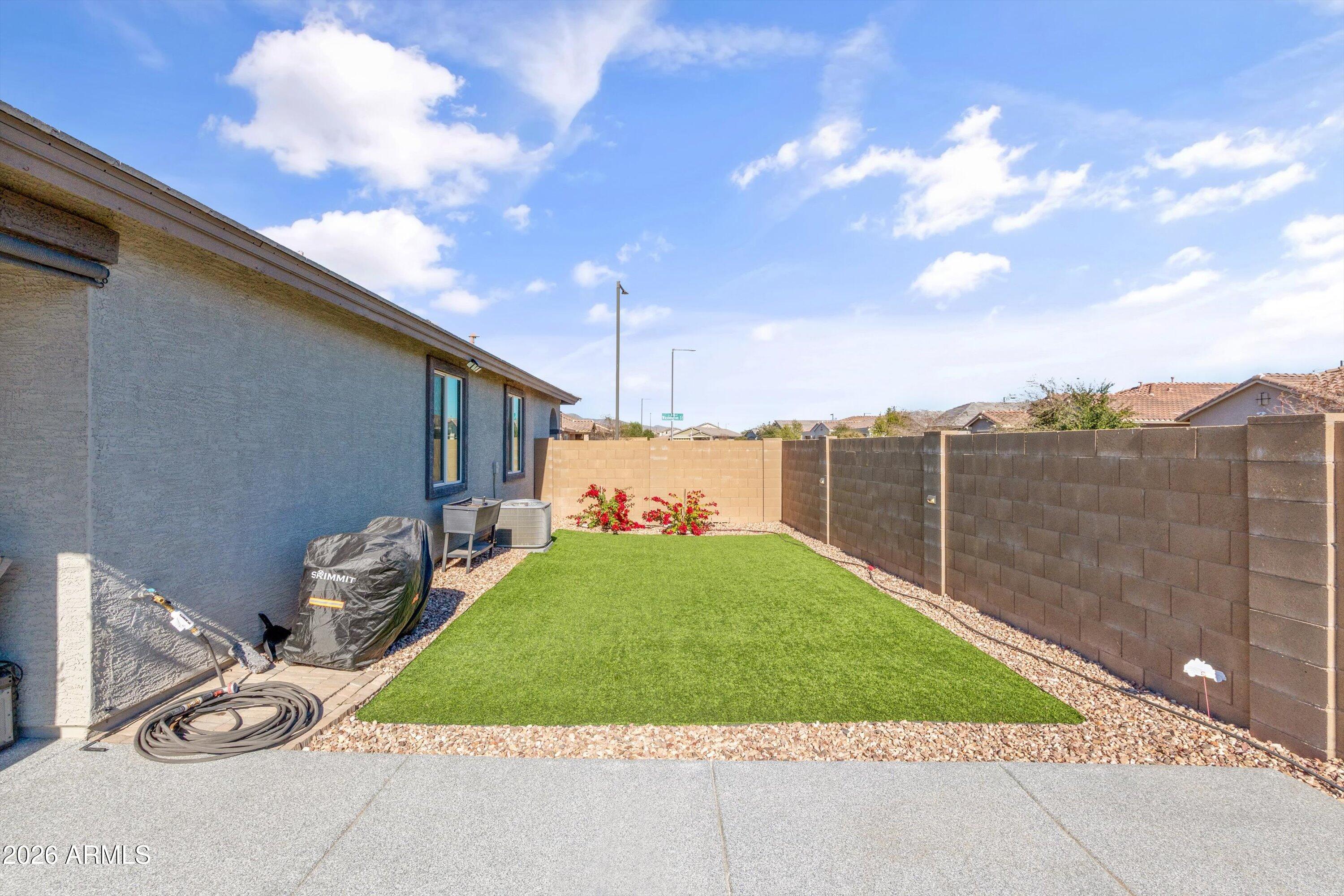 19721 W WASHINGTON Street