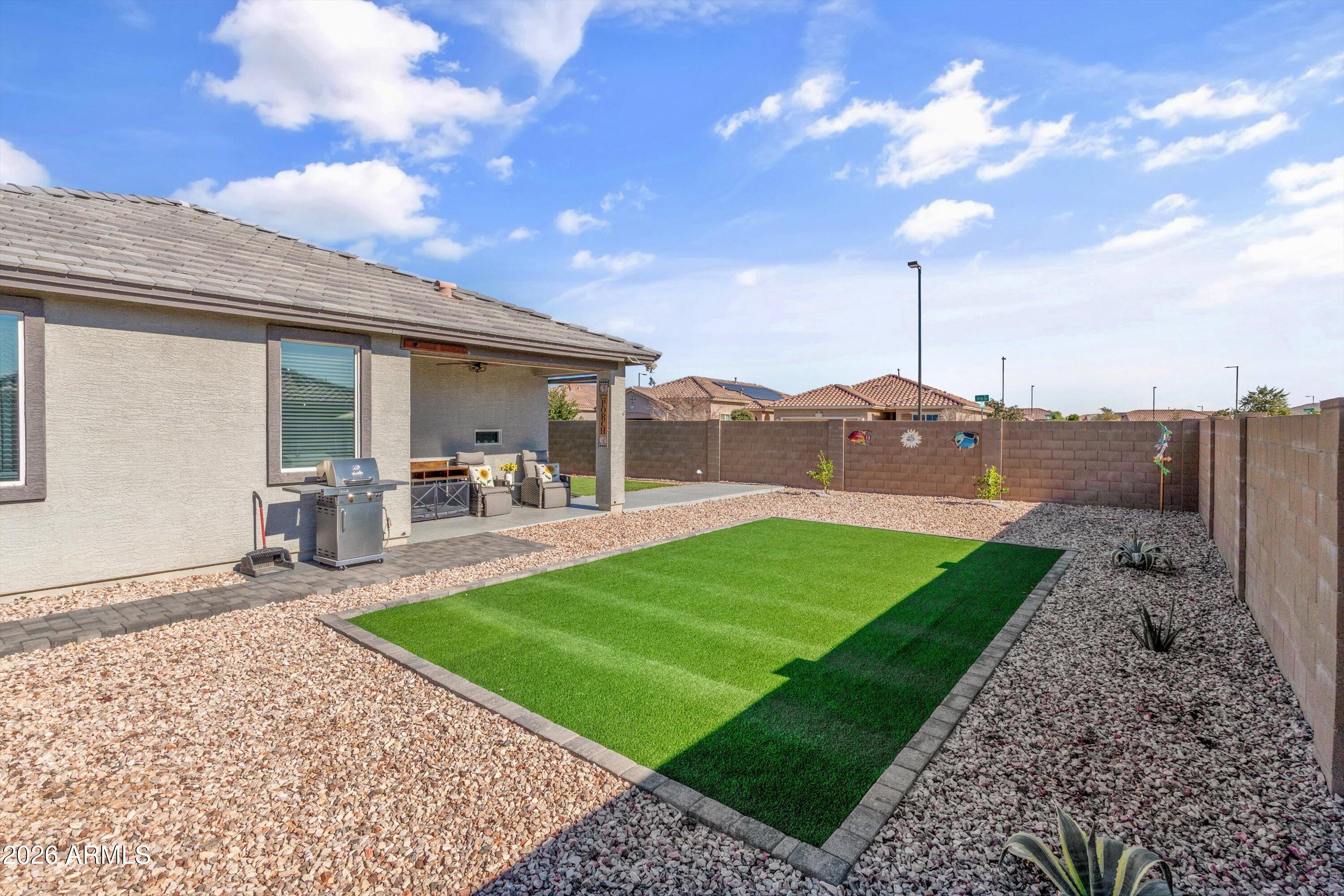 19721 W WASHINGTON Street