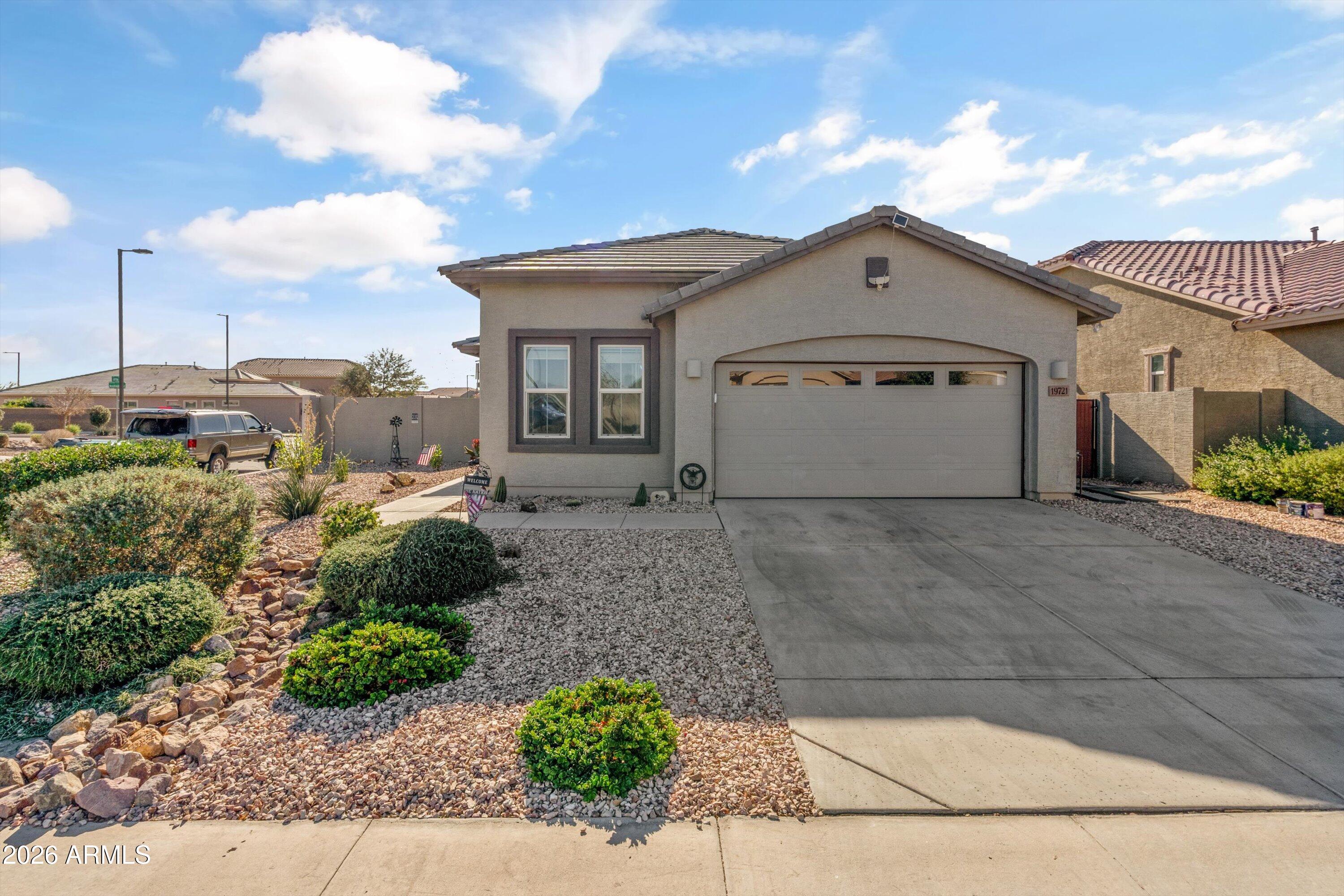 19721 W WASHINGTON Street