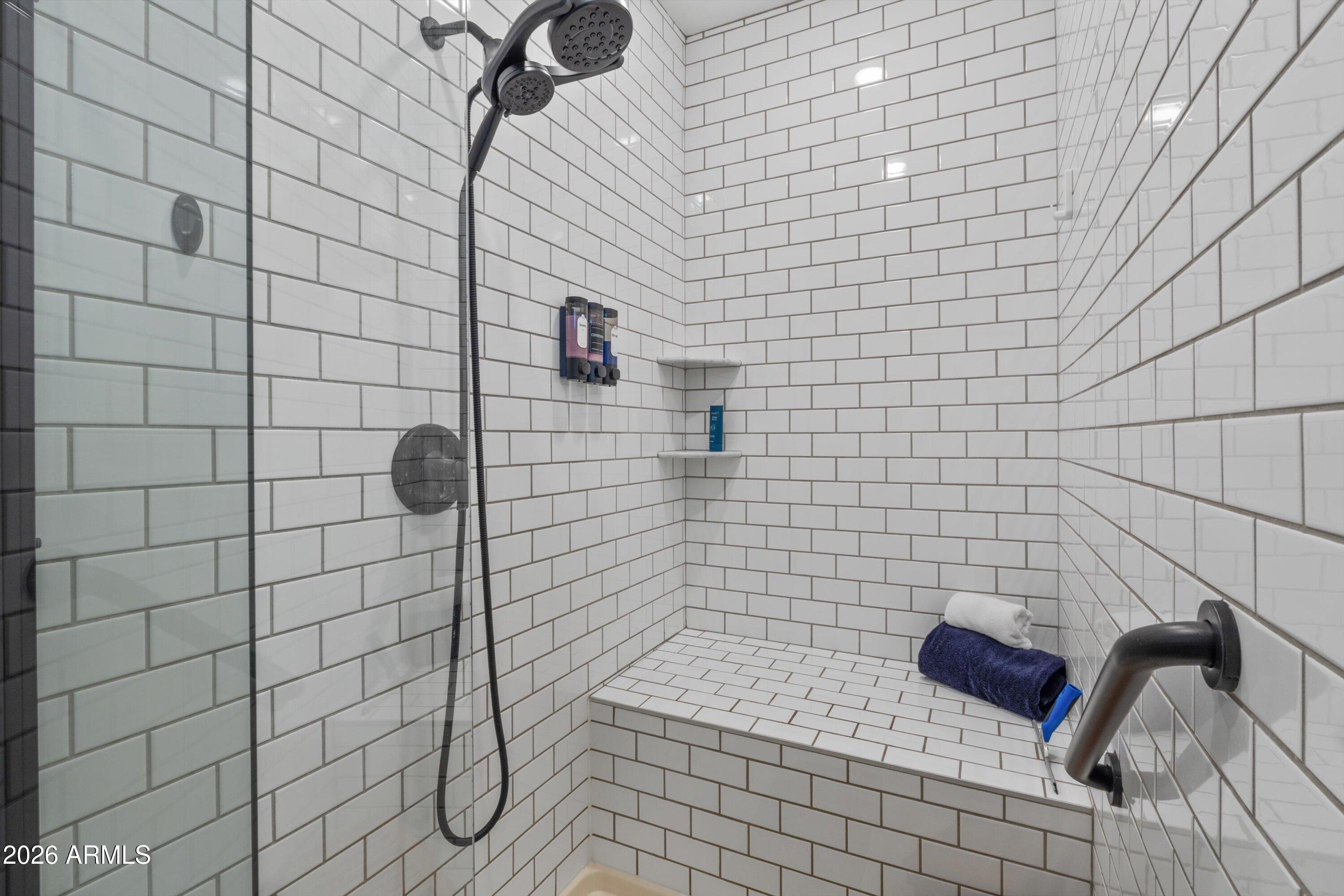 19721 W WASHINGTON Street