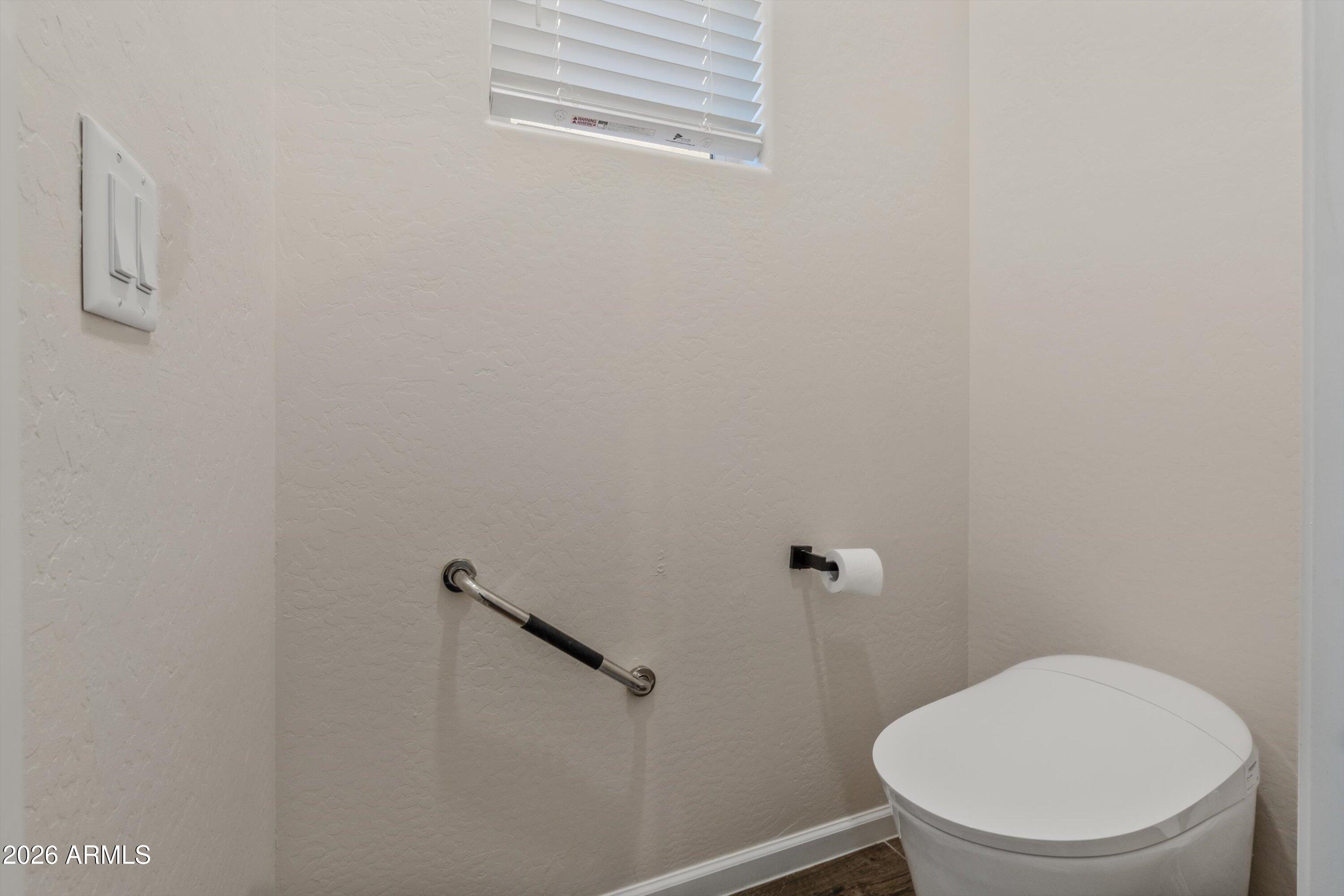 19721 W WASHINGTON Street