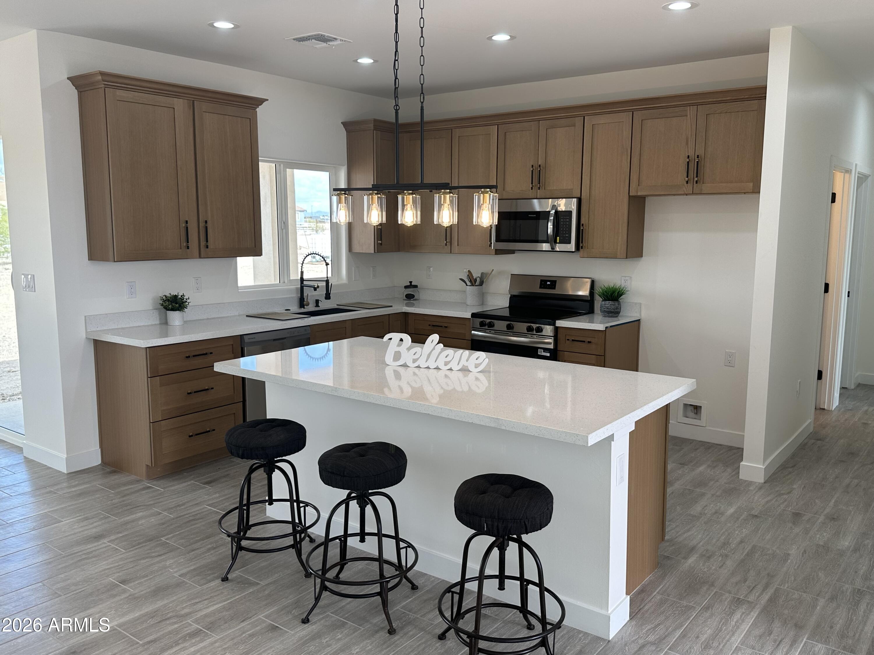 37164 W ENCINAS Lane