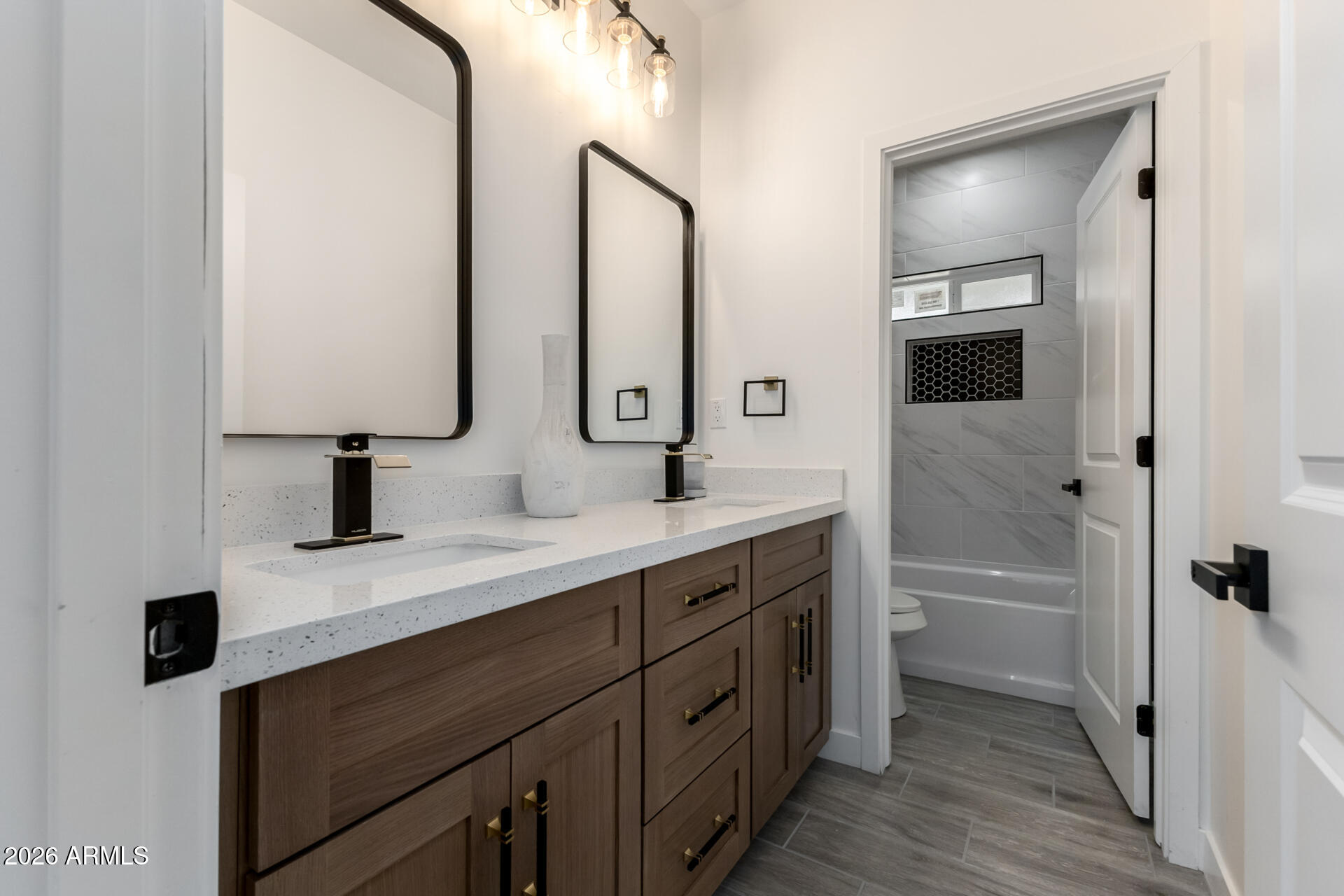 37164 W ENCINAS Lane